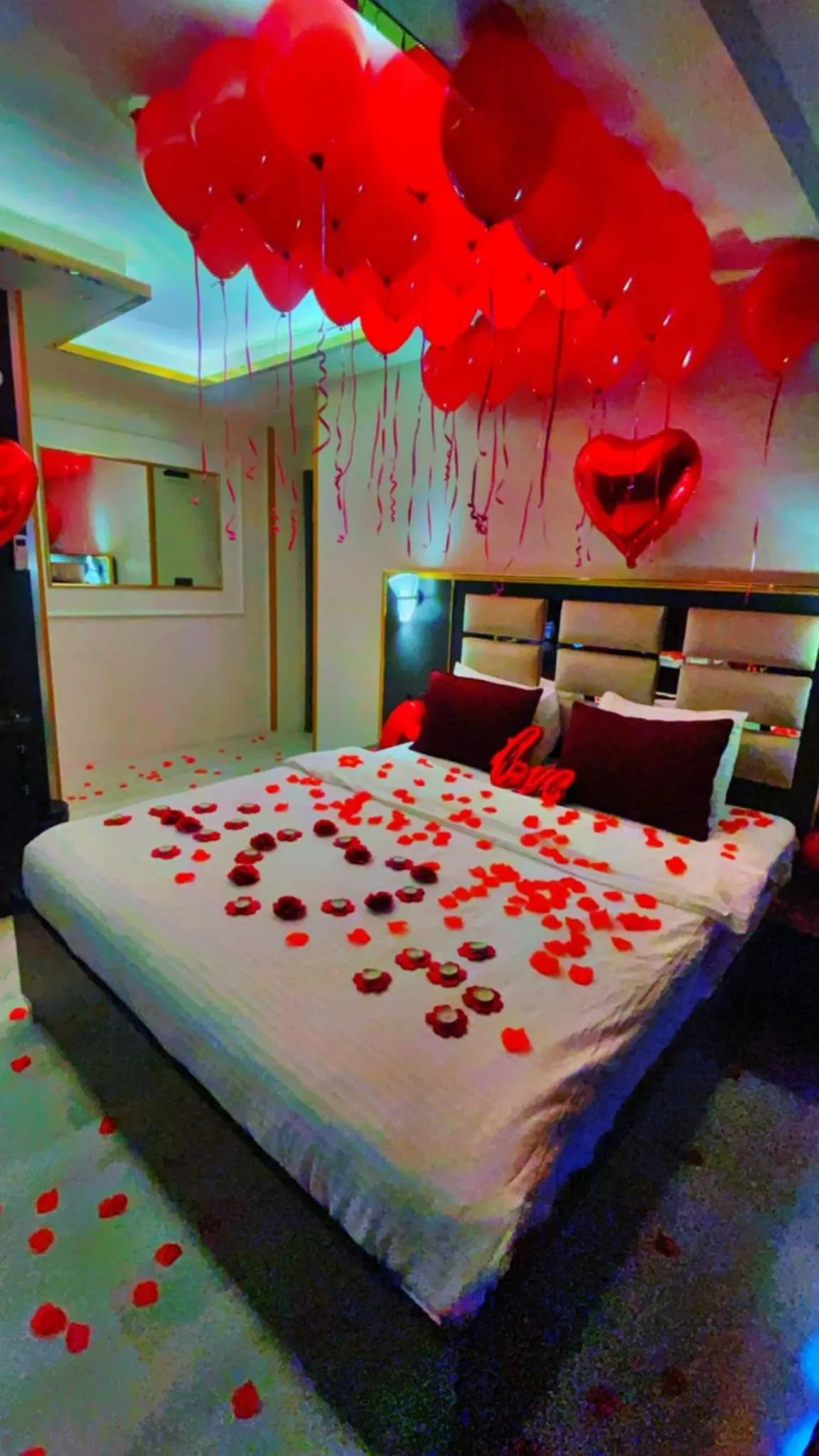 Bed in Lale Sultan Hotel