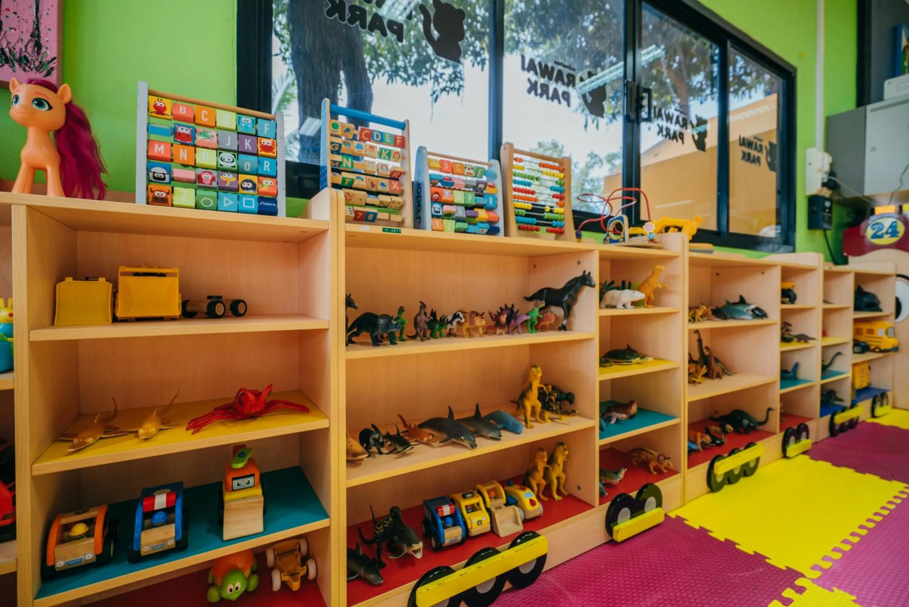 Children play ground in Rawayana Central Park Villas