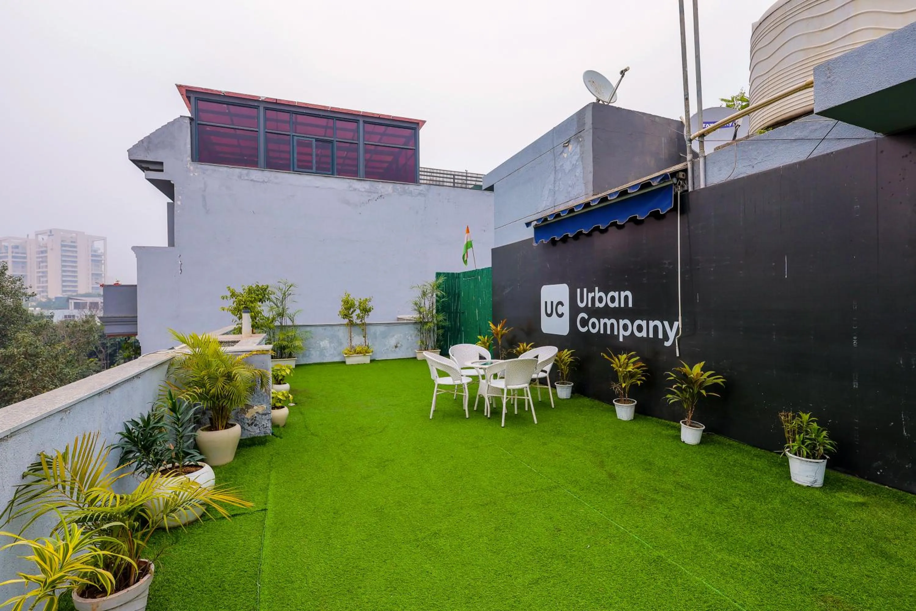 Garden in Nikko Blue - Boutique Hotel