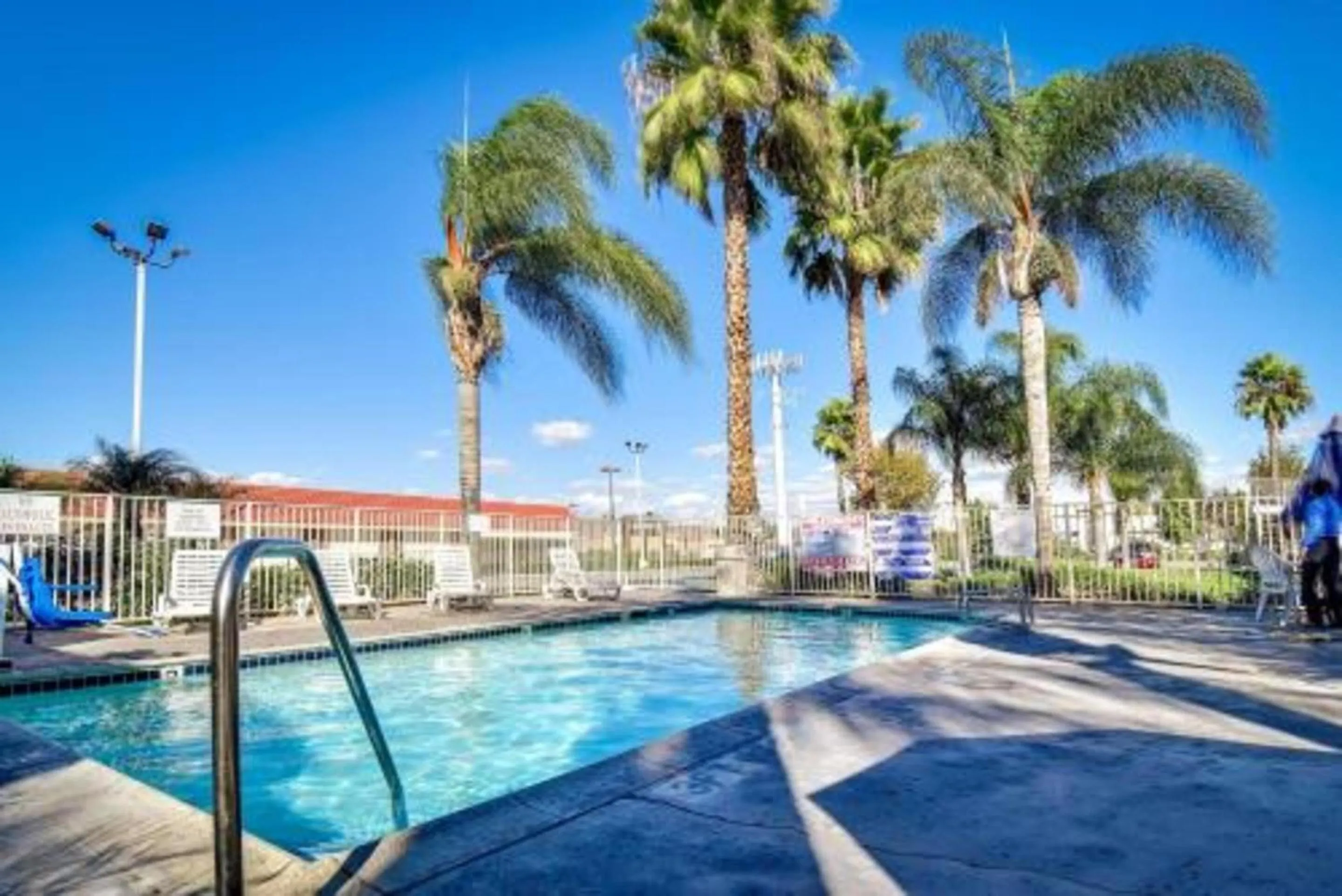 Swimming pool in Studio 6 Suites - Riverside, CA South
