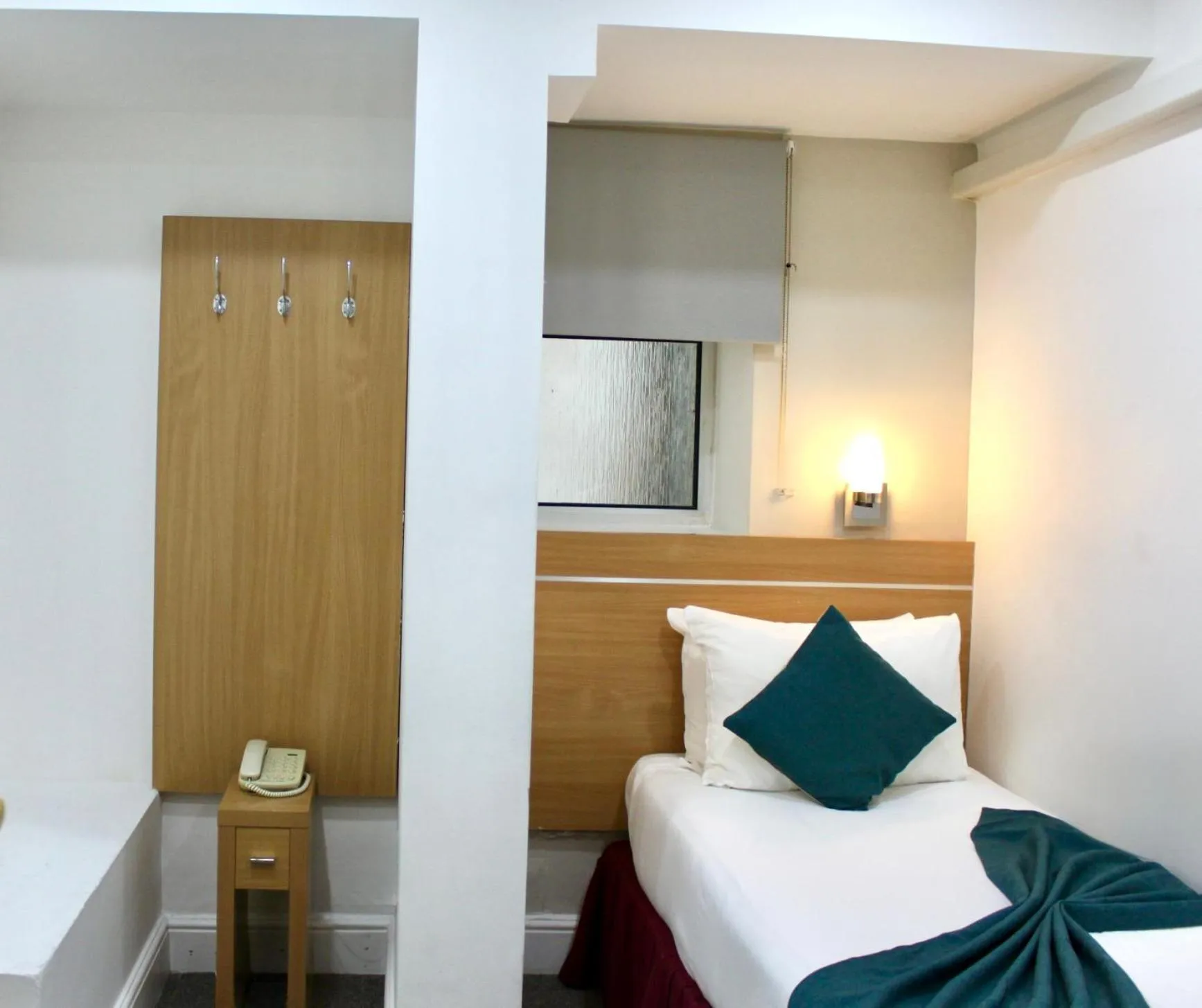 Bed in Queens Park Premier London Hyde Park