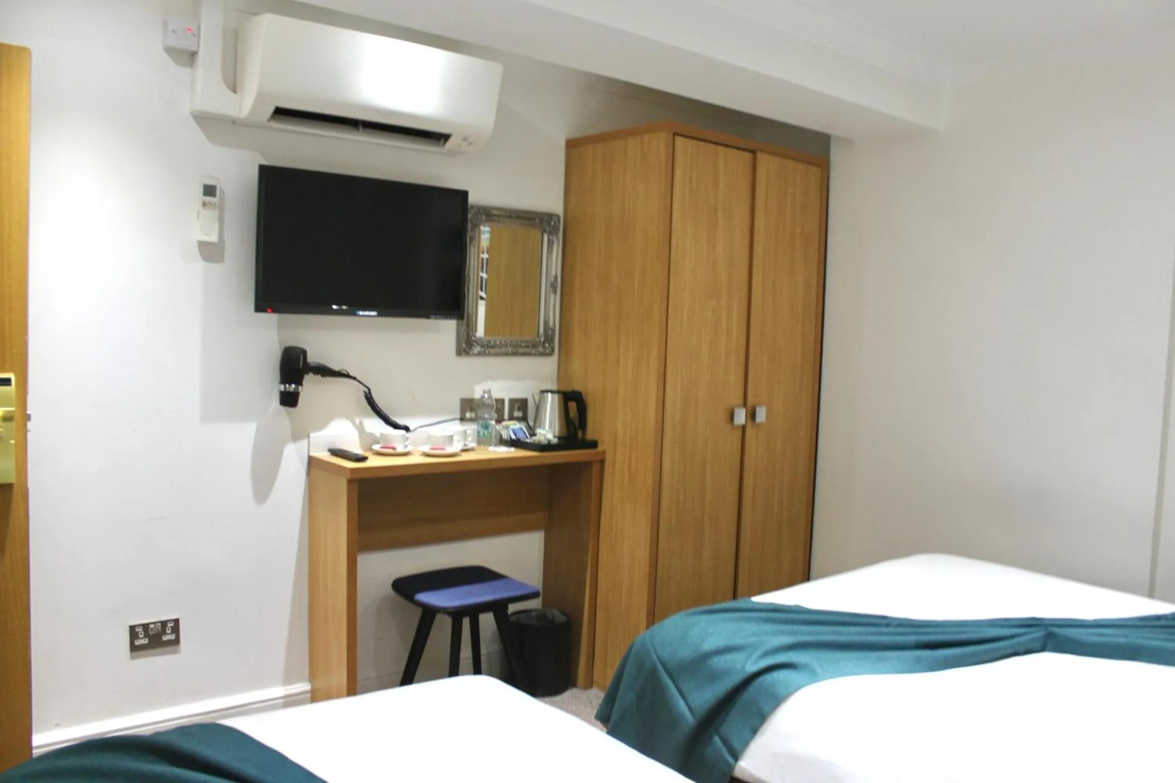 Decorative detail, Bed in Queens Park Premier London Hyde Park