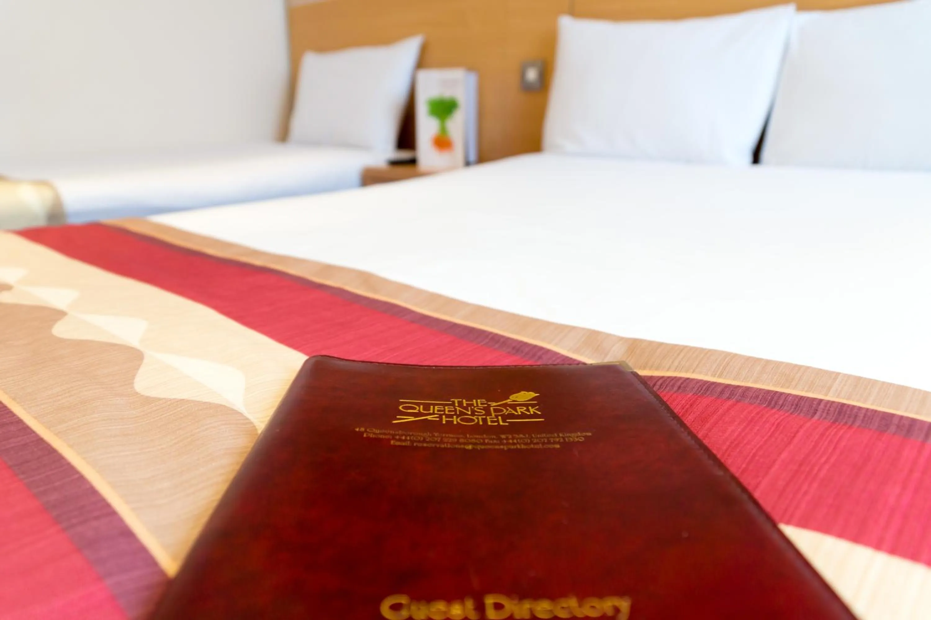 Bed in Queens Park Premier London Hyde Park