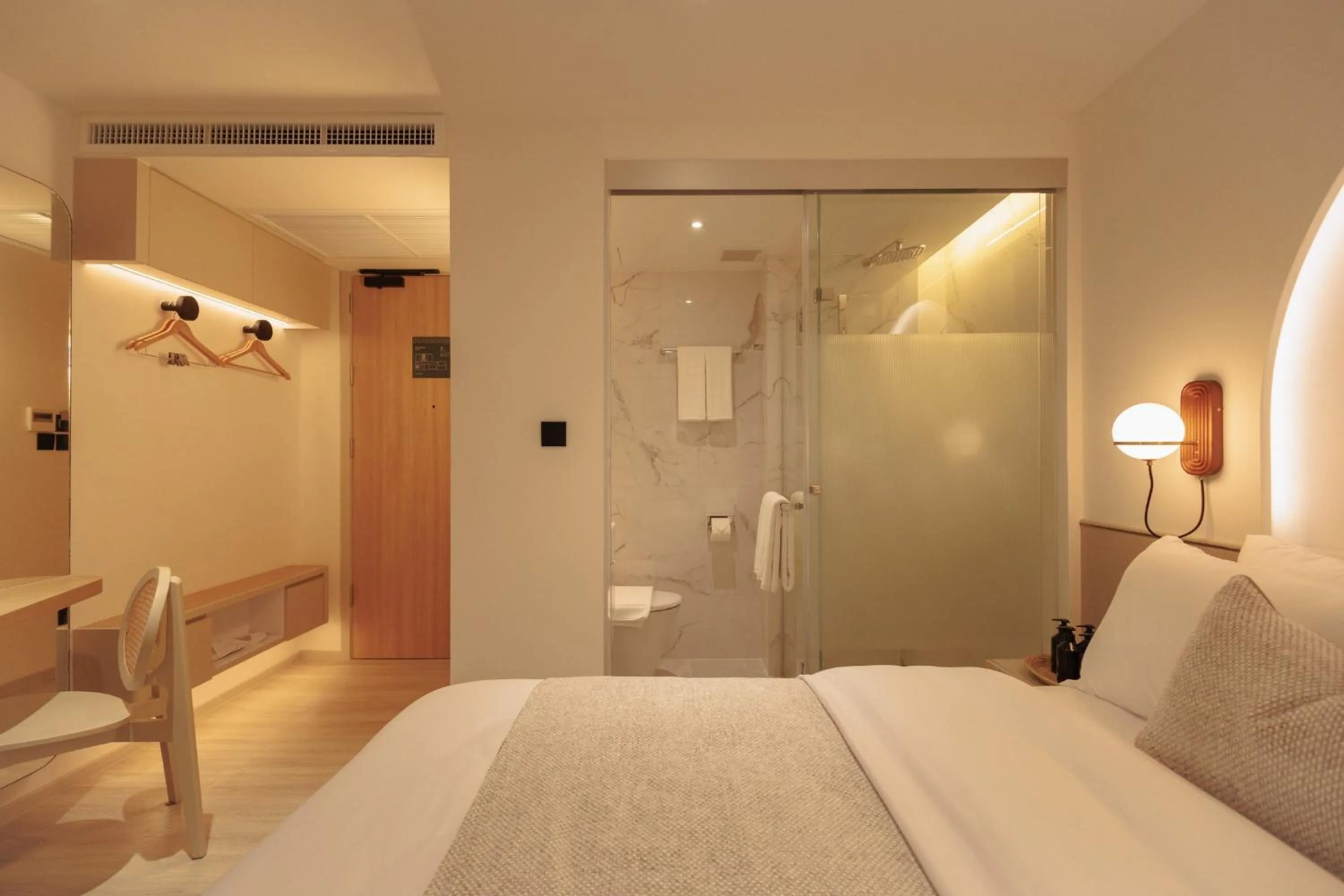 Toilet, Bed in CORRIDOR 2407