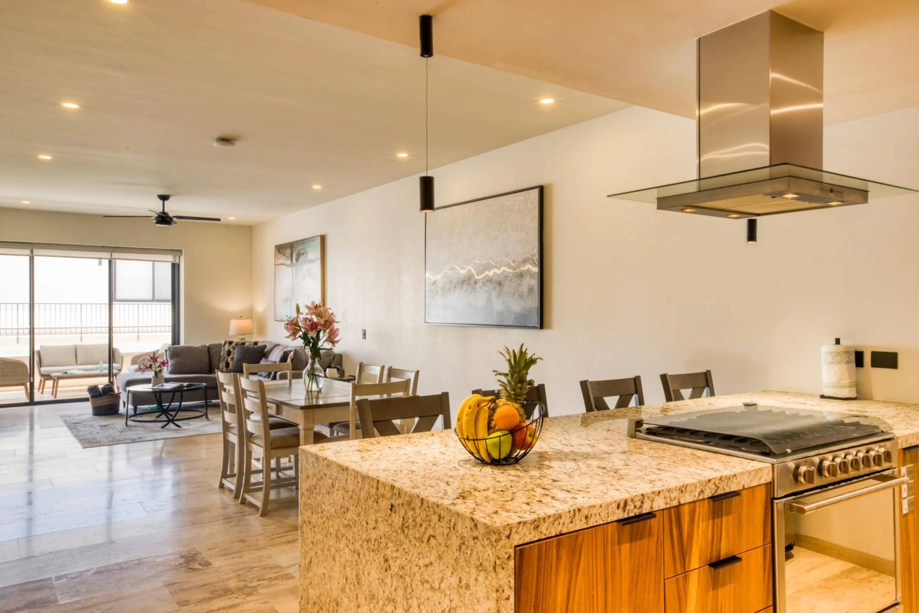 Kitchen or kitchenette in Marella Cabo