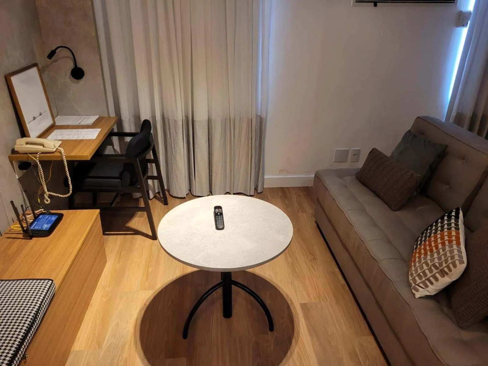 Seating area in Elegant Flat Internacional Plaza-Garagem e Piscina