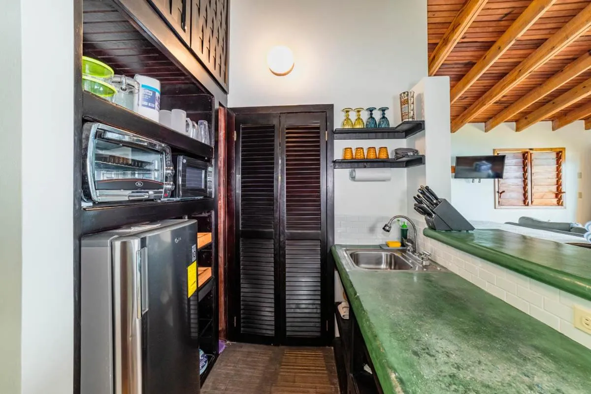 Kitchen or kitchenette in Cocolobo Resort