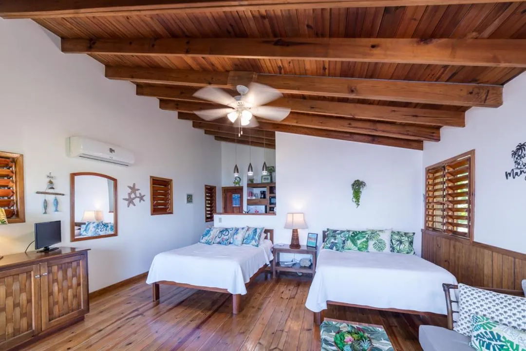 Bed in Cocolobo Resort