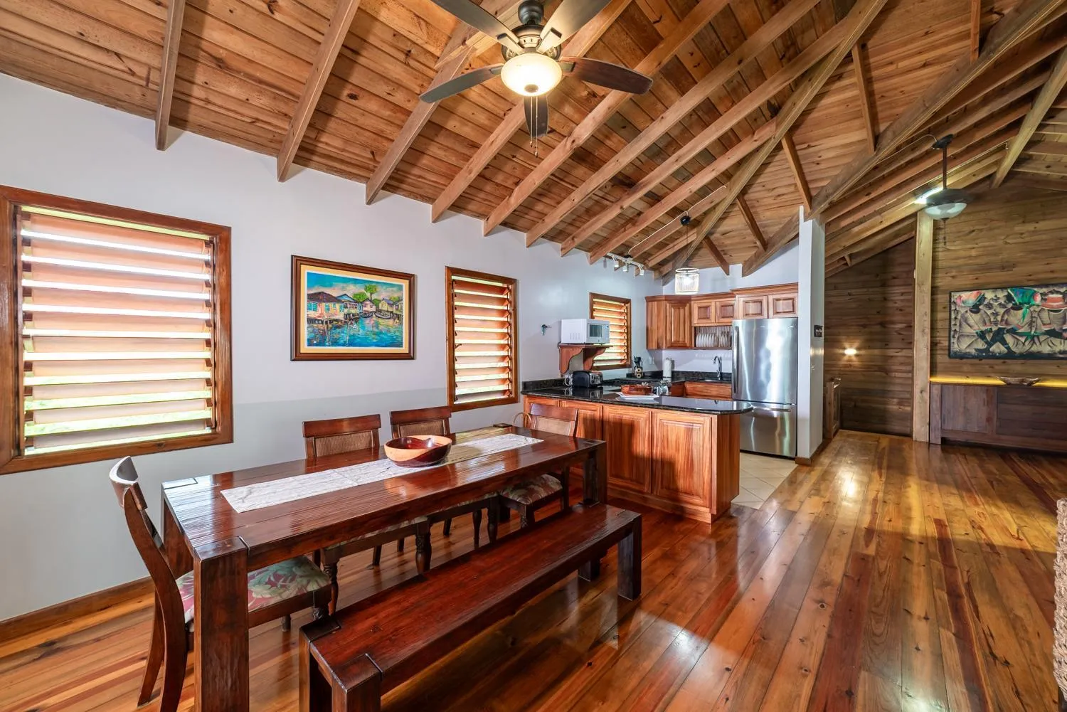 Dining area in Cocolobo Resort