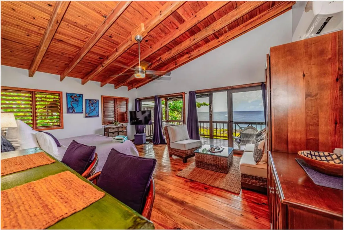 Bed in Cocolobo Resort