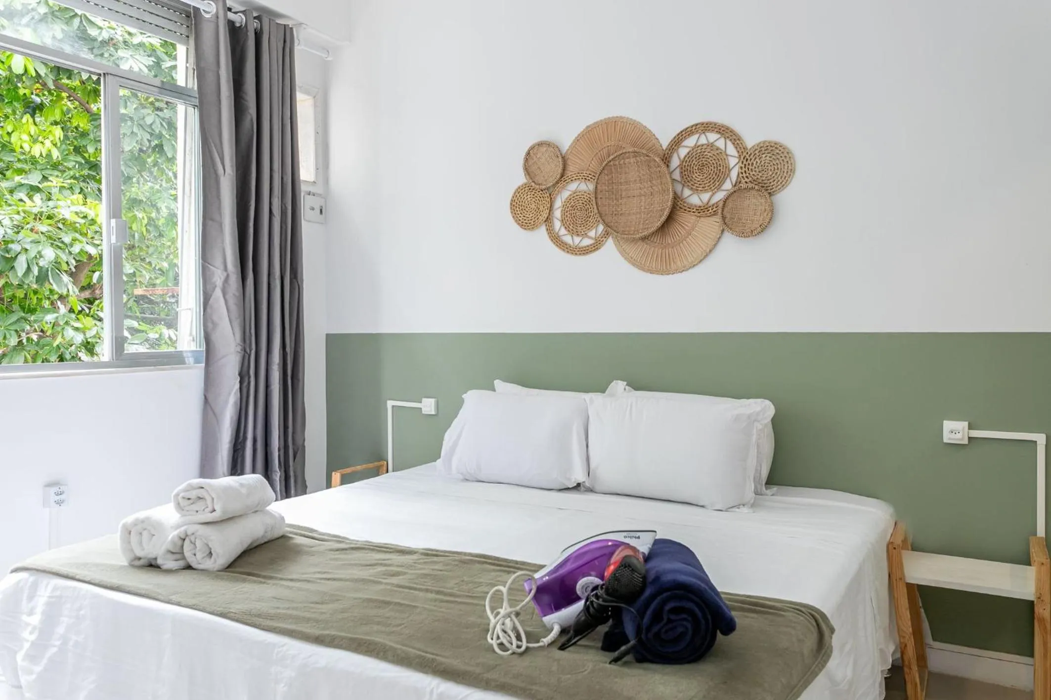 Bedroom in Must Leblon - pacote: 4 Hóspedes, Praia + 1 Ticket