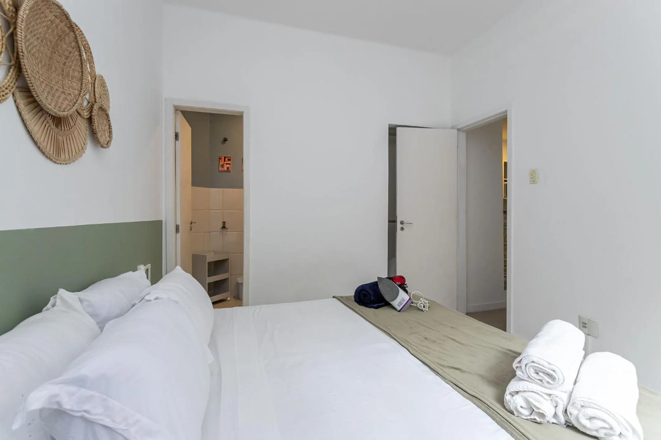 Bedroom in Must Leblon - pacote: 4 Hóspedes, Praia + 1 Ticket