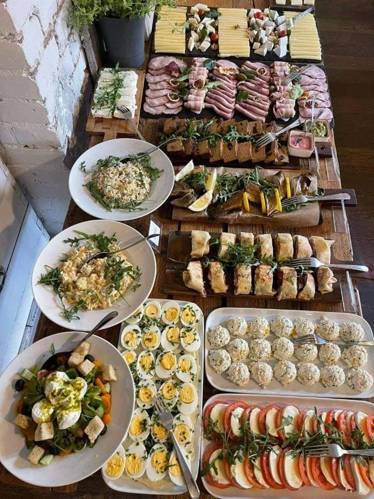 Breakfast in Fregata