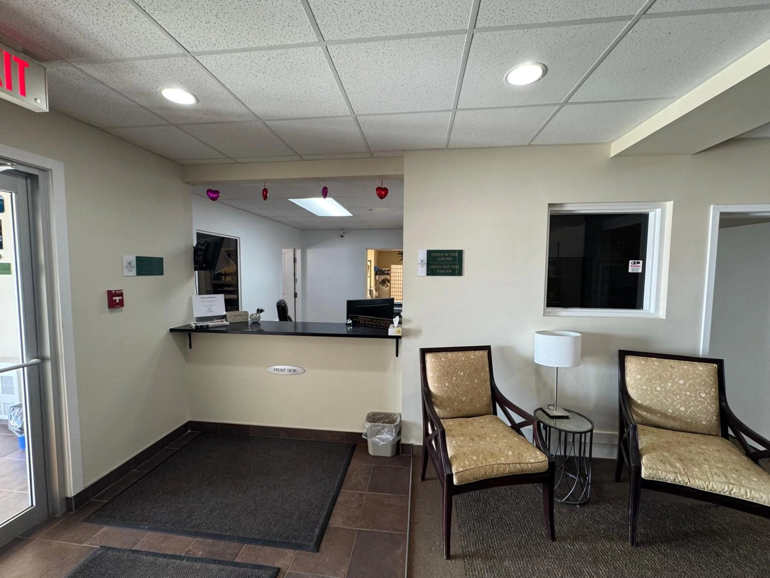 Lobby or reception in Elk Island Studios - Lamont