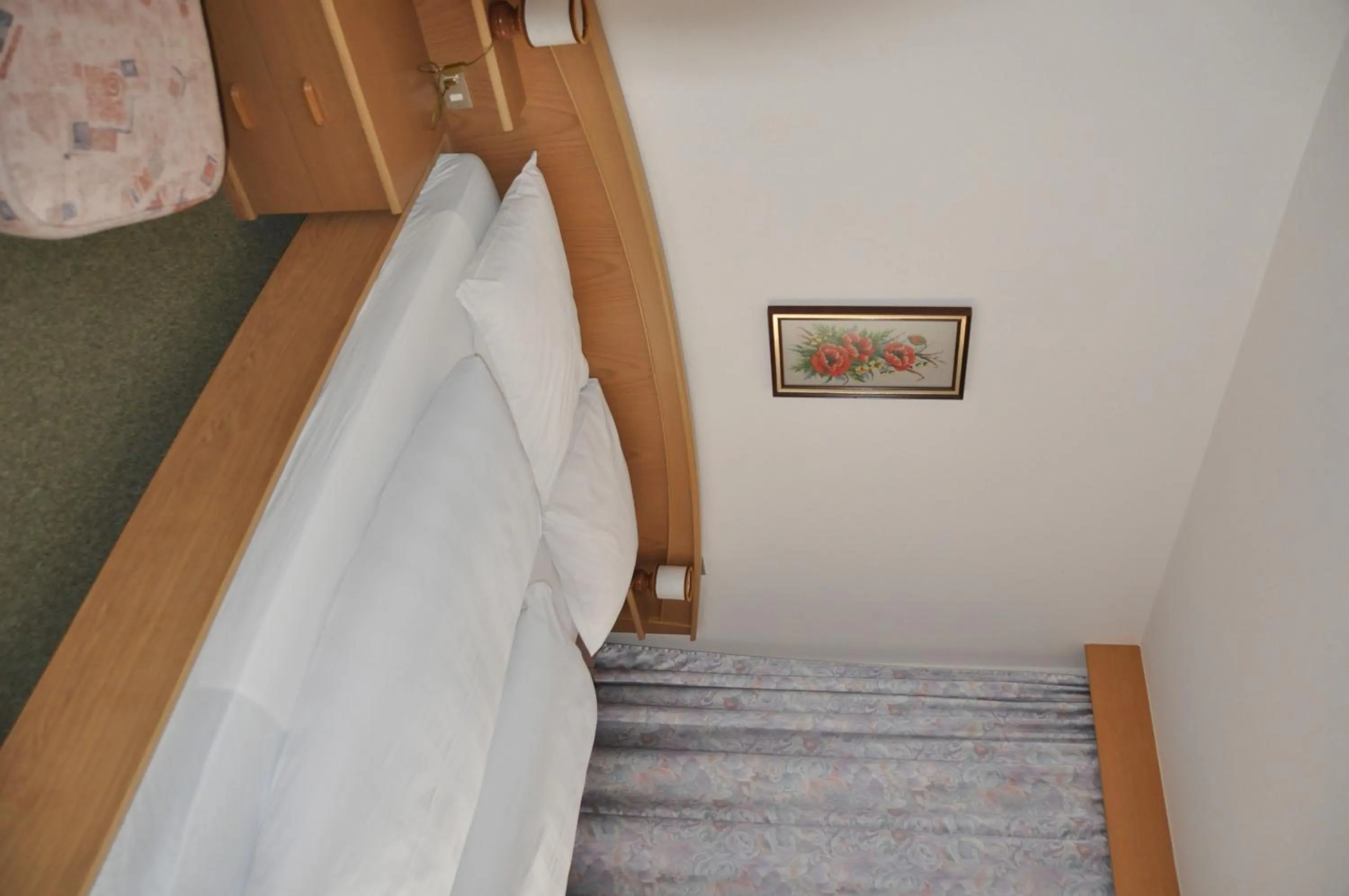 Photo of the whole room, Bed in Garni Kofler