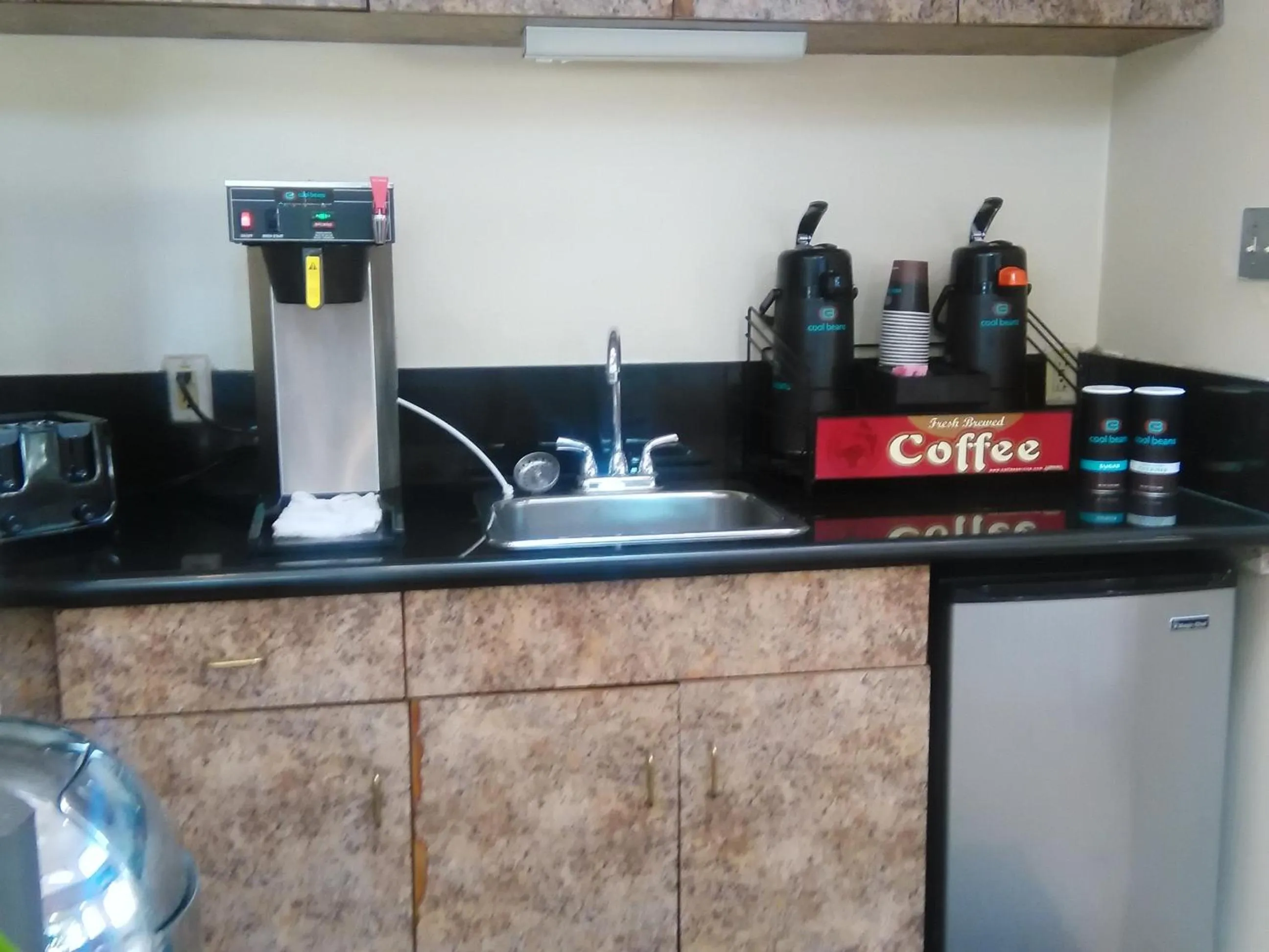 Drinks in Americas Best Value Inn Horseheads