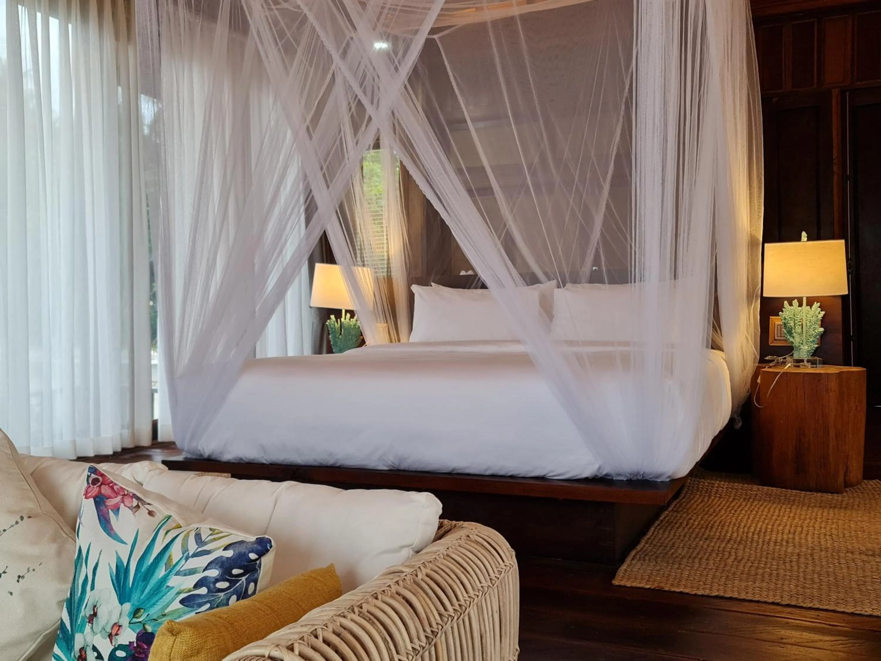 Bedroom, Bed in Full Moon Island Resort