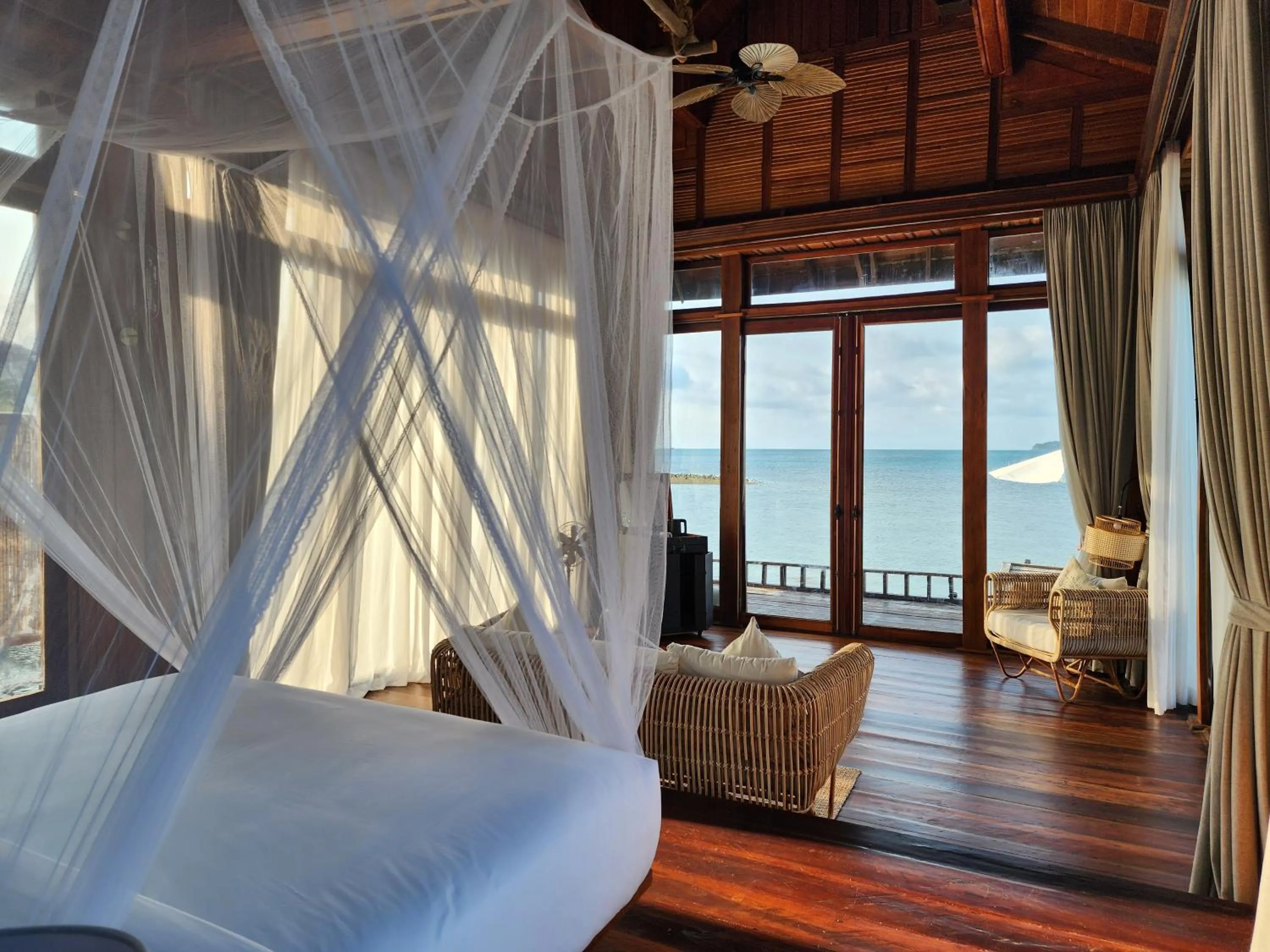 Sea view, Bed in Full Moon Island Resort