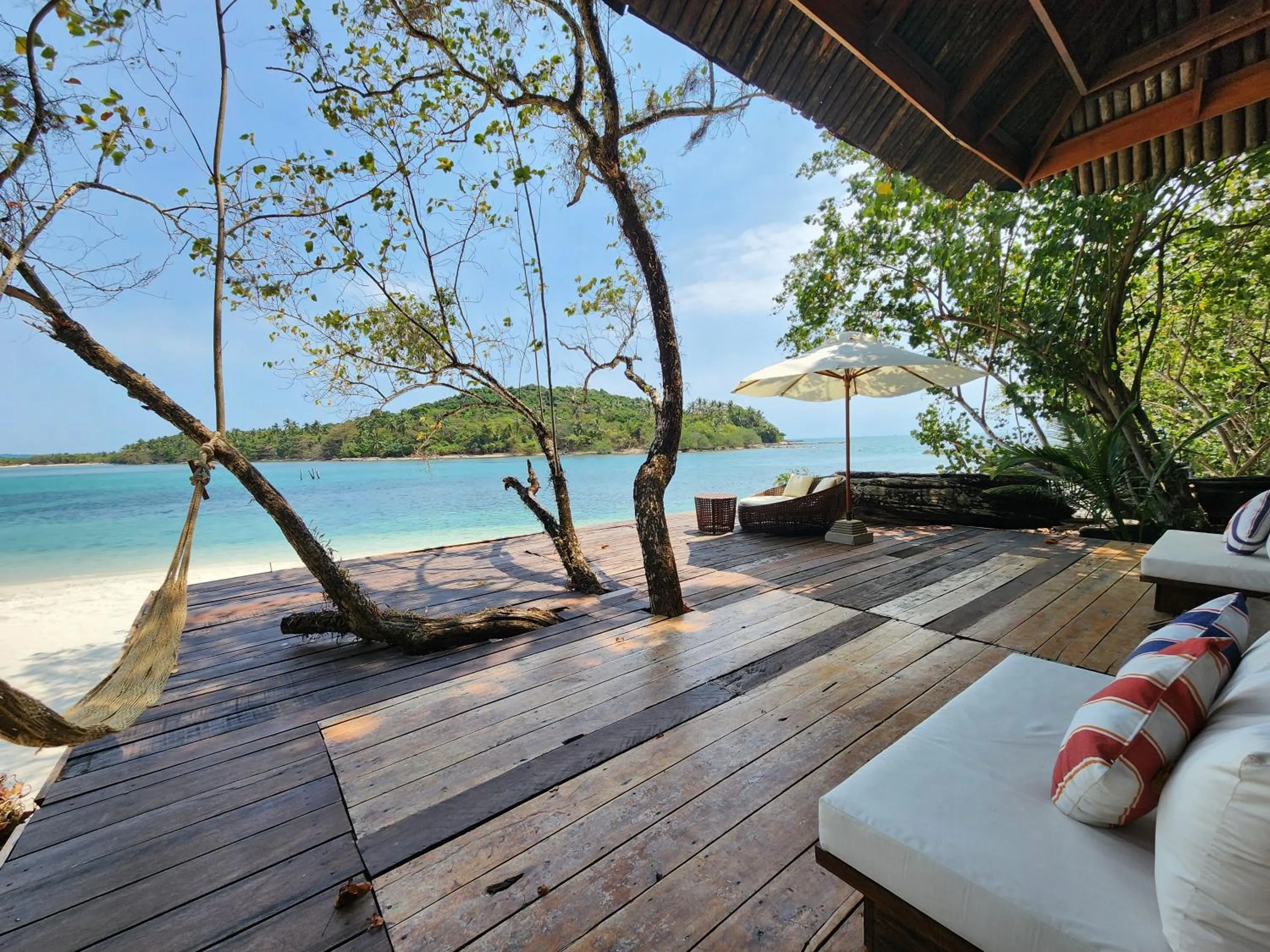 Day in Full Moon Island Resort