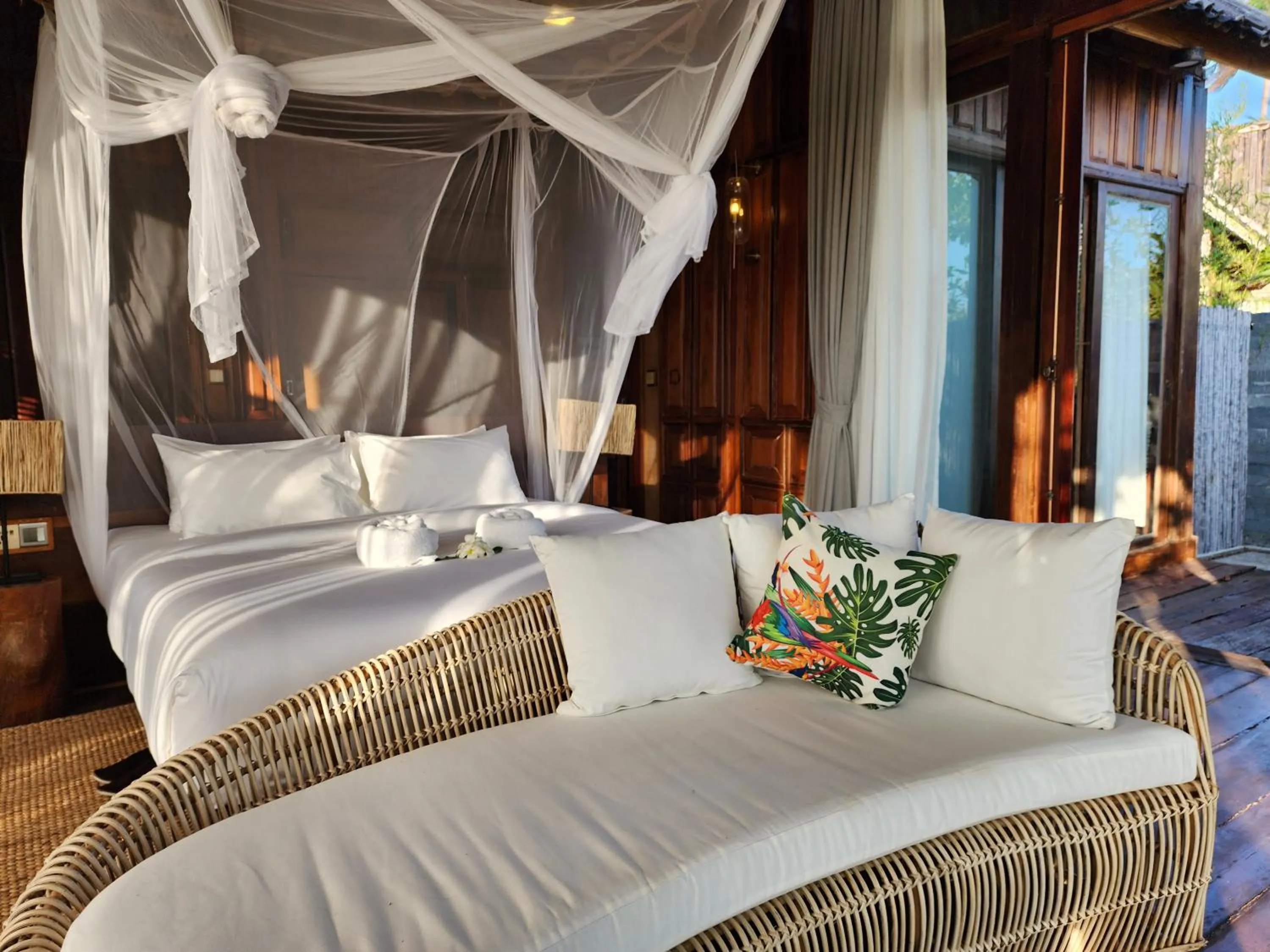 Bed in Full Moon Island Resort