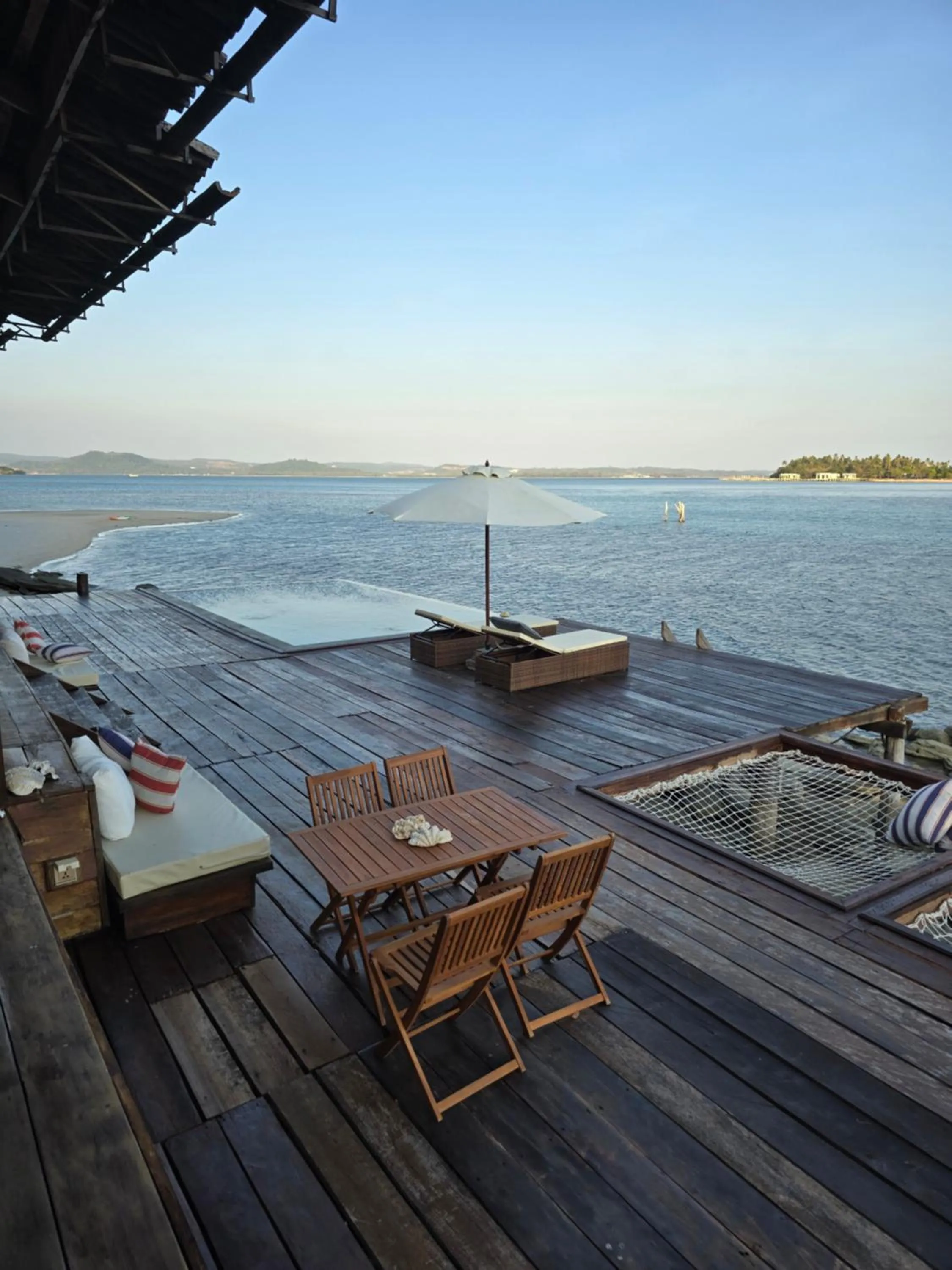 Day in Full Moon Island Resort