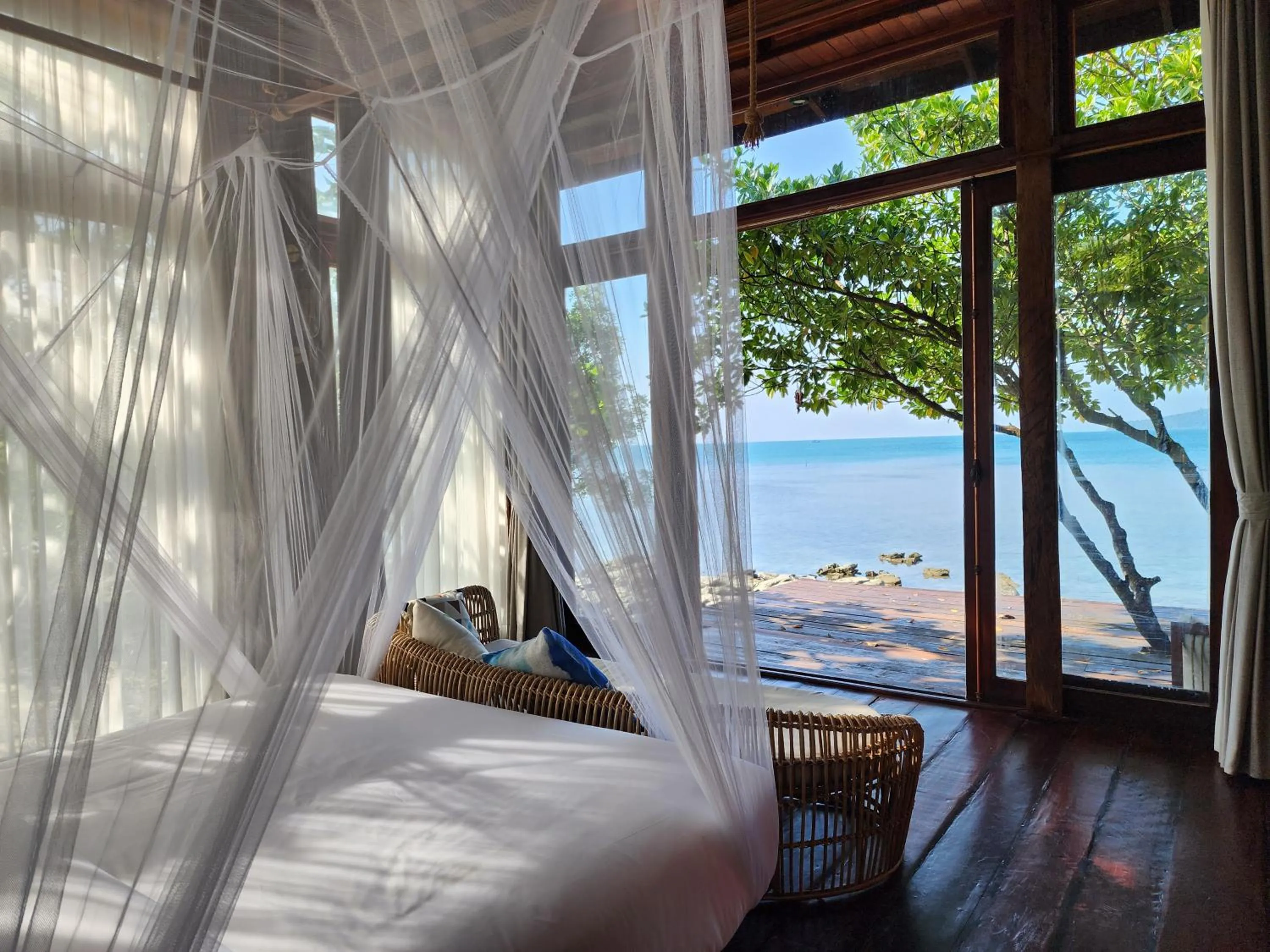 Sea view, Bed in Full Moon Island Resort