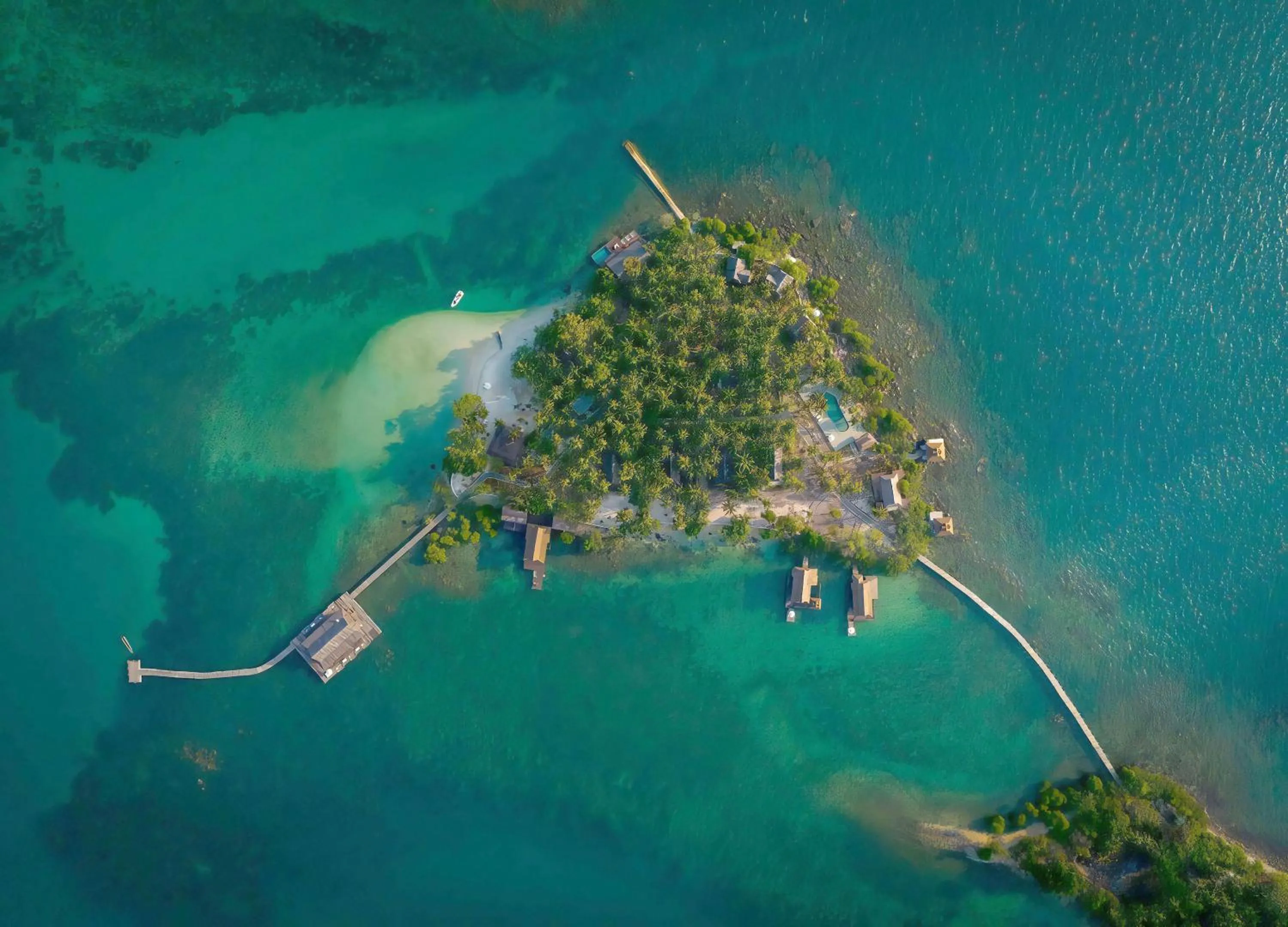 Bird's eye view in Full Moon Private Island