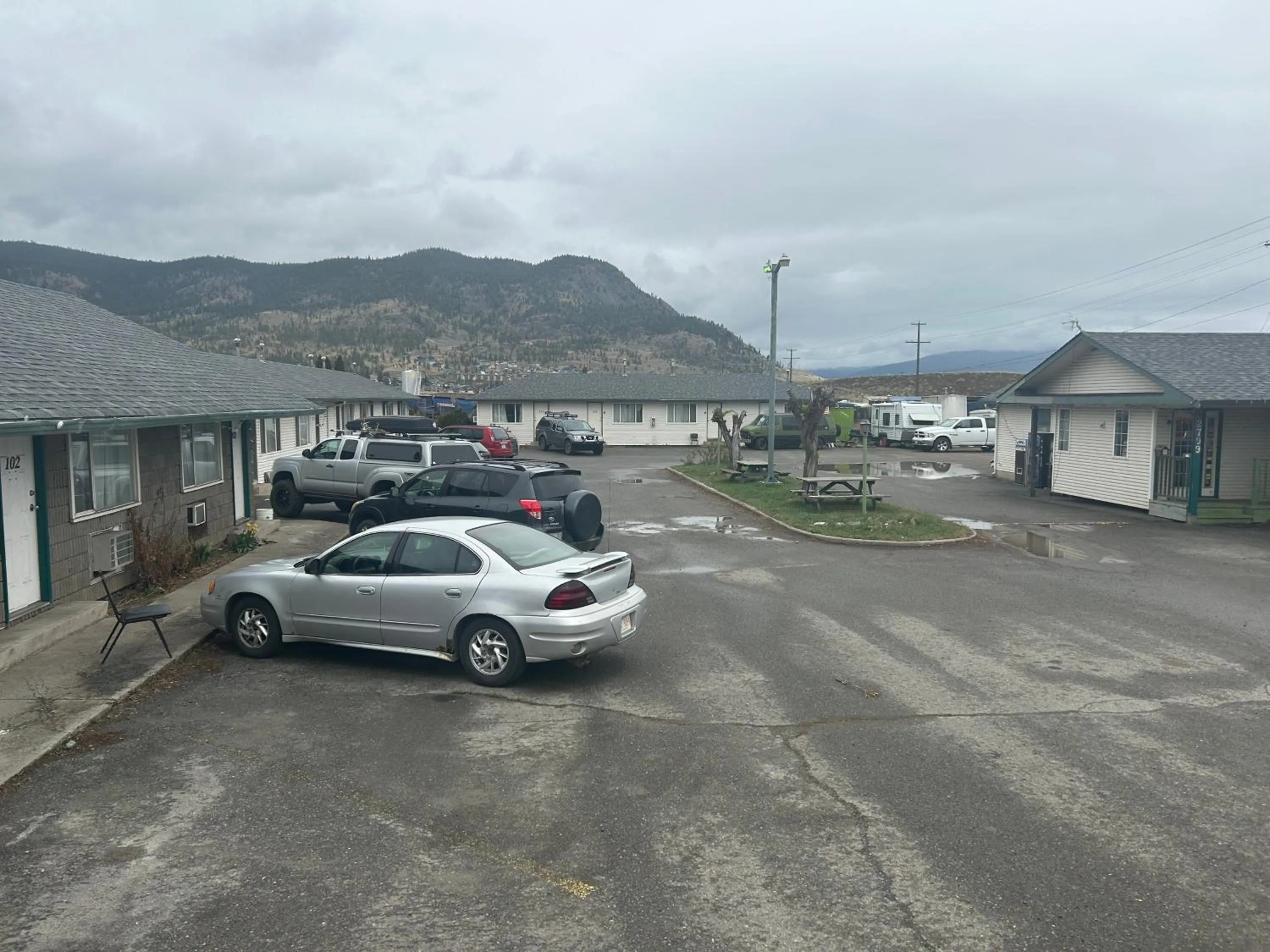 Property building in Road Runner Motel Merritt BC