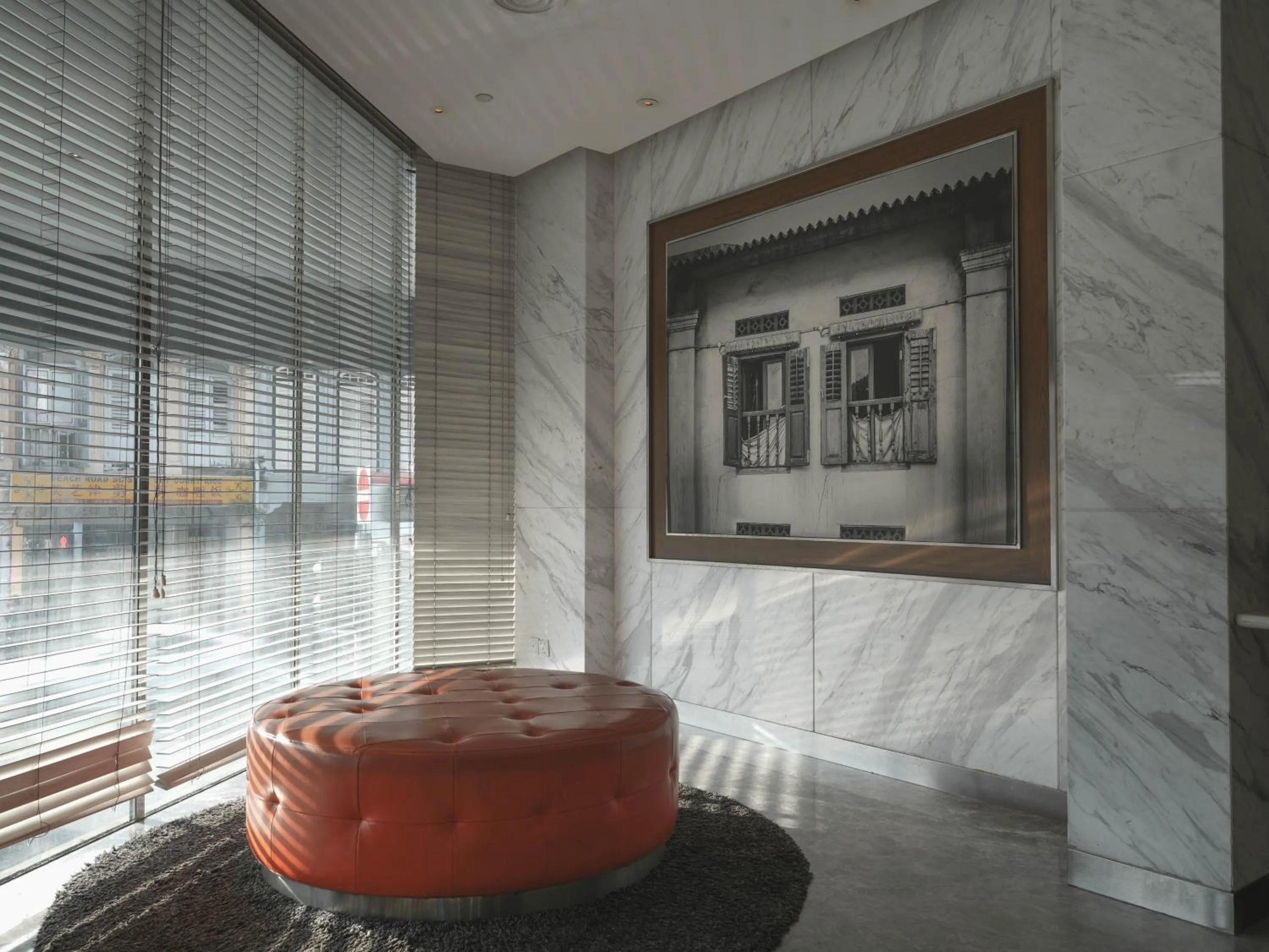 Amrise Hotel Kitchener, Check In 9PM, Check Out 8AM