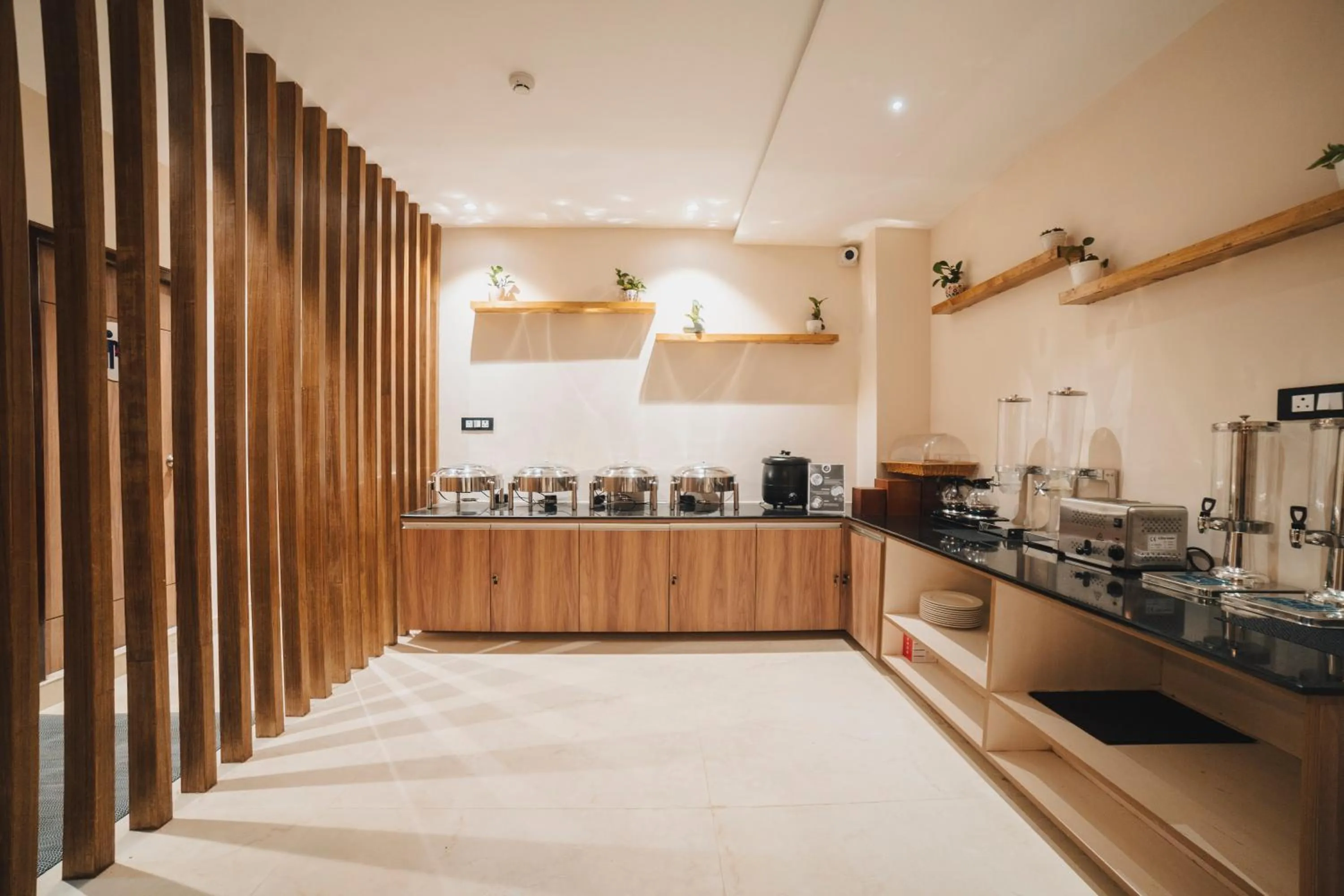 Restaurant/places to eat in Zip By Spree Hotels Gangtok