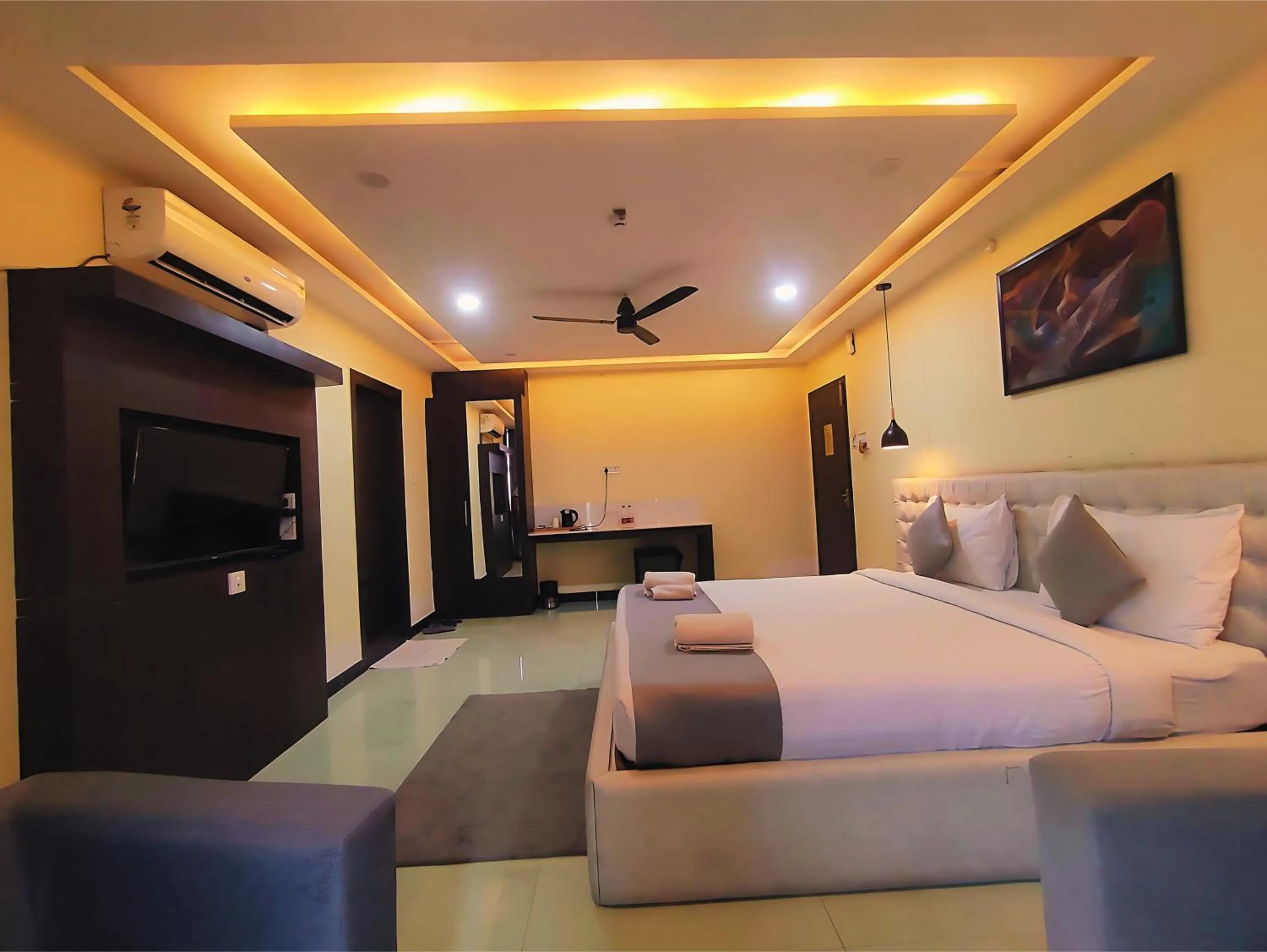 Bedroom, Bed in HOTEL PAPILIO