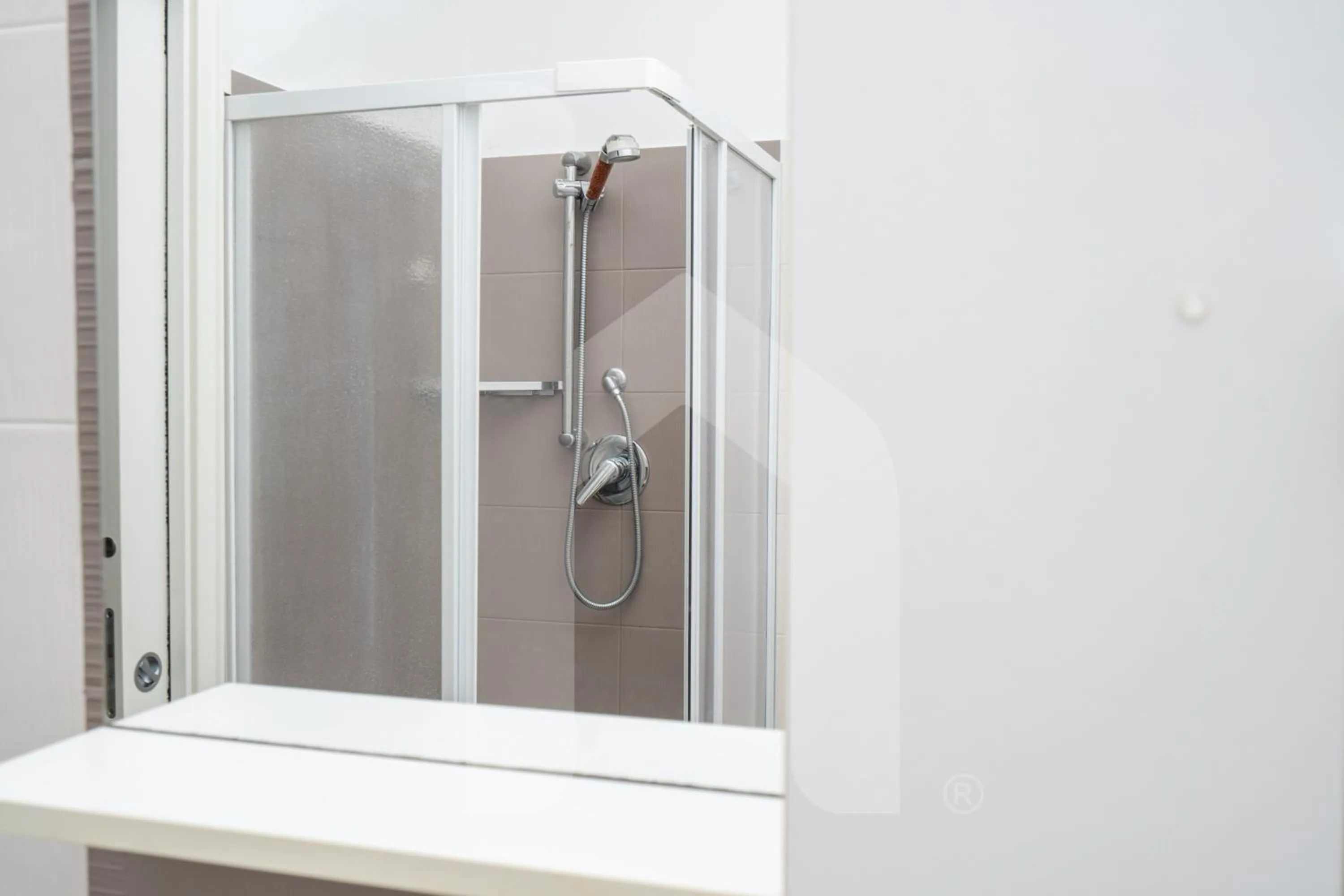 Shower in Homiday - Residence Mykonos