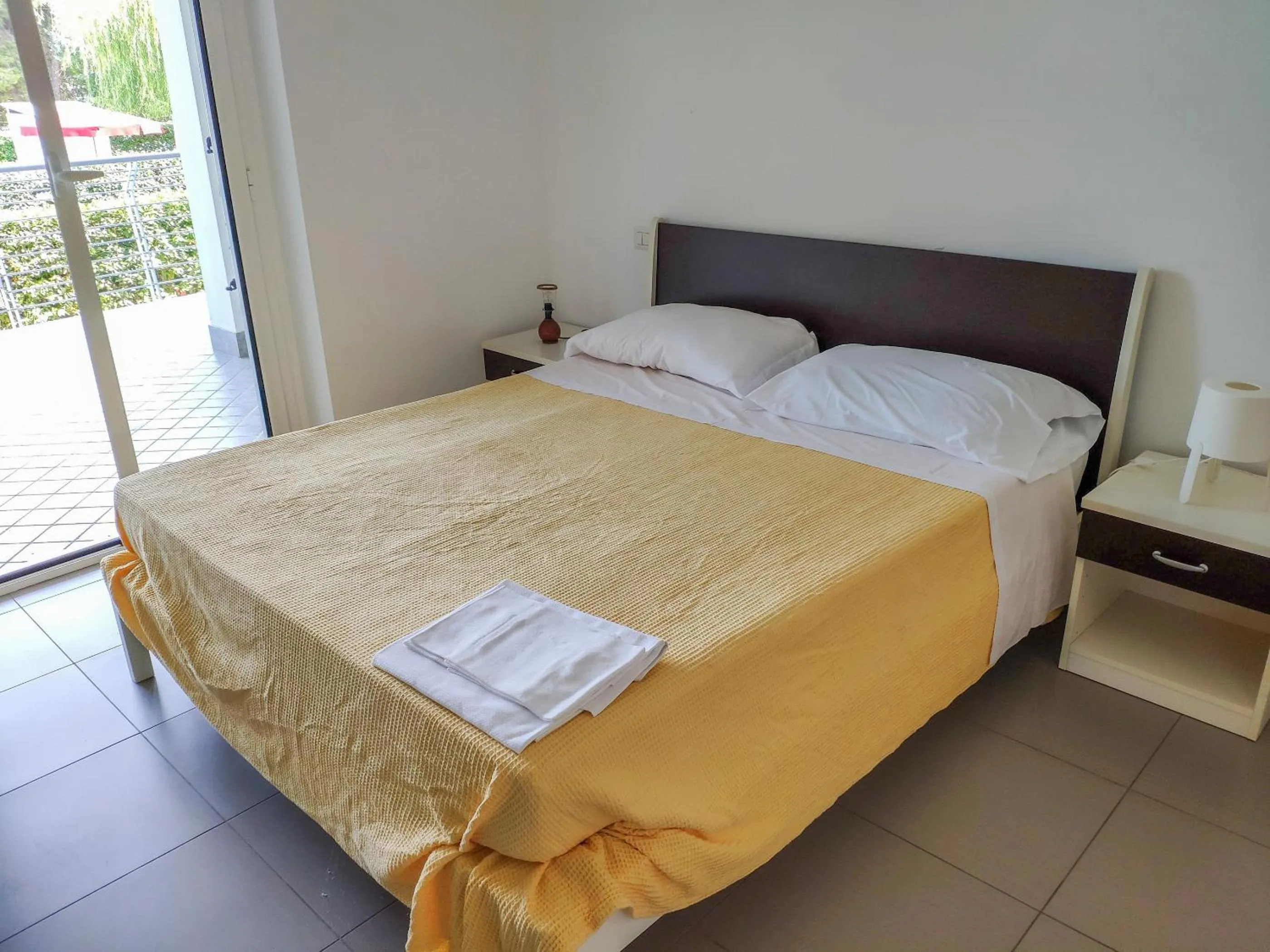 Bedroom, Bed in Homiday - Residence Mykonos