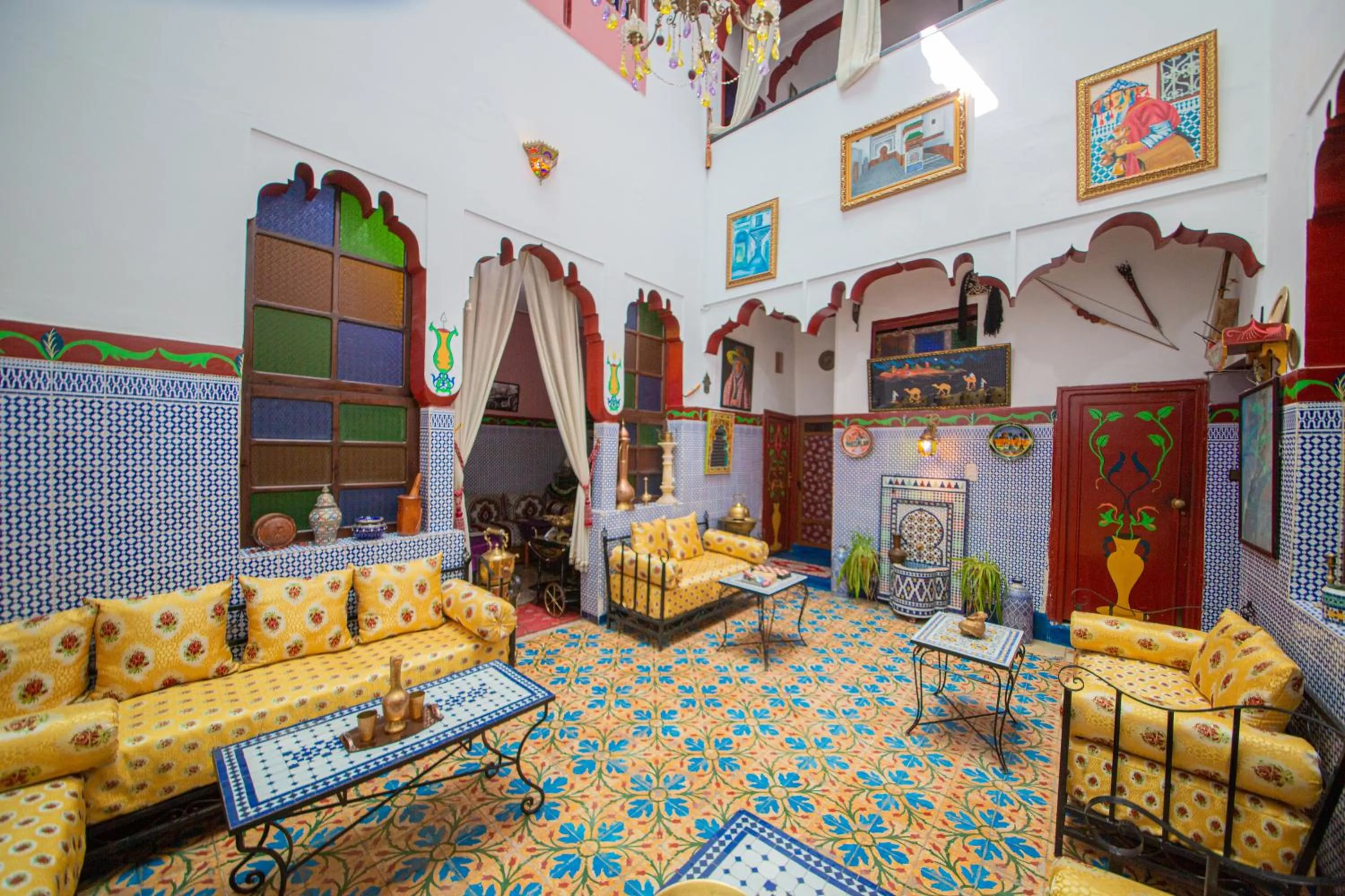 Living room, Seating Area in Maison Adam