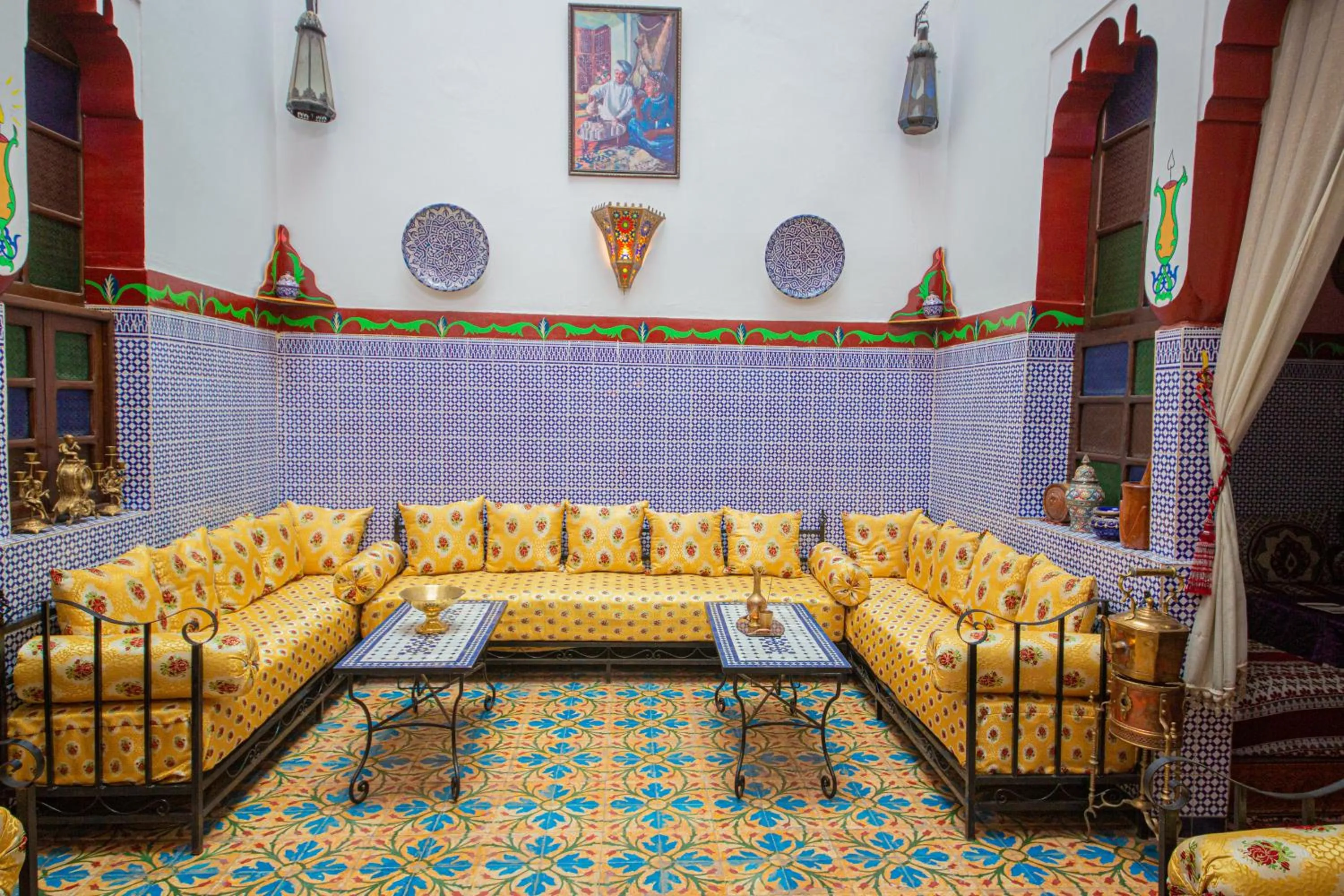 Living room, Seating Area in Maison Adam