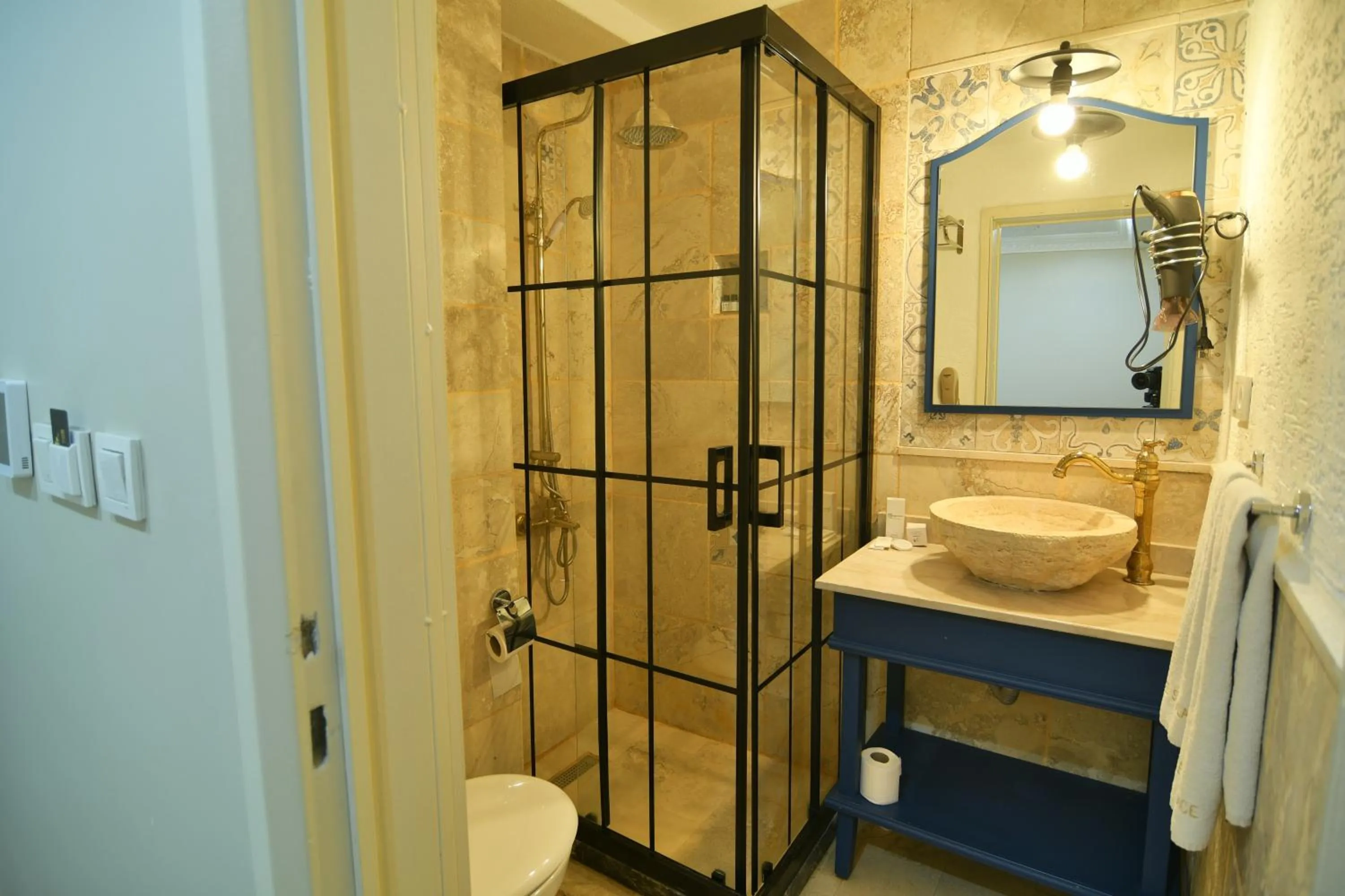 Bathroom in SUR PALACE OTEL