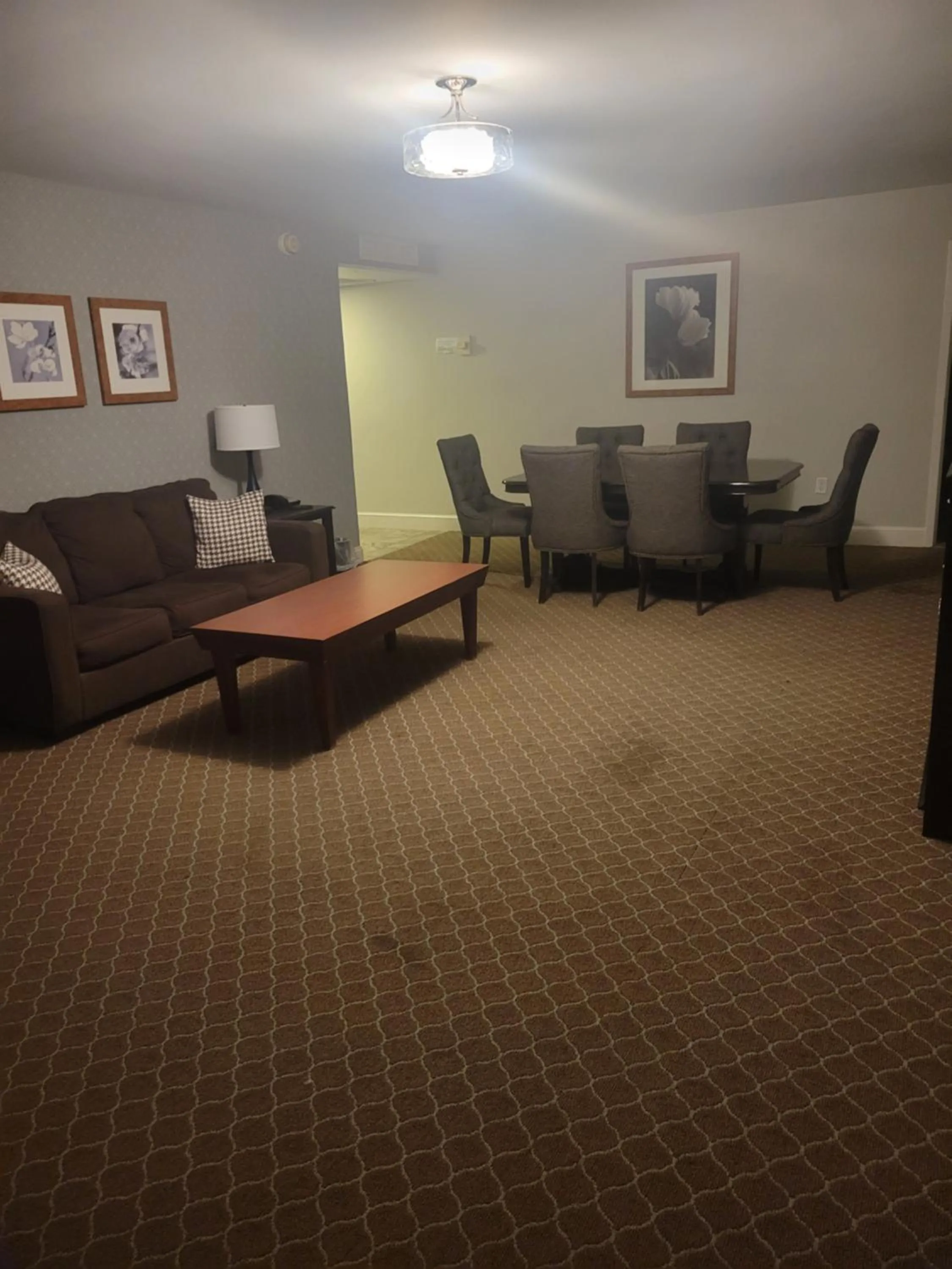 Living room in Natural Bridge Hotel, Trademark Collection by Wyndham