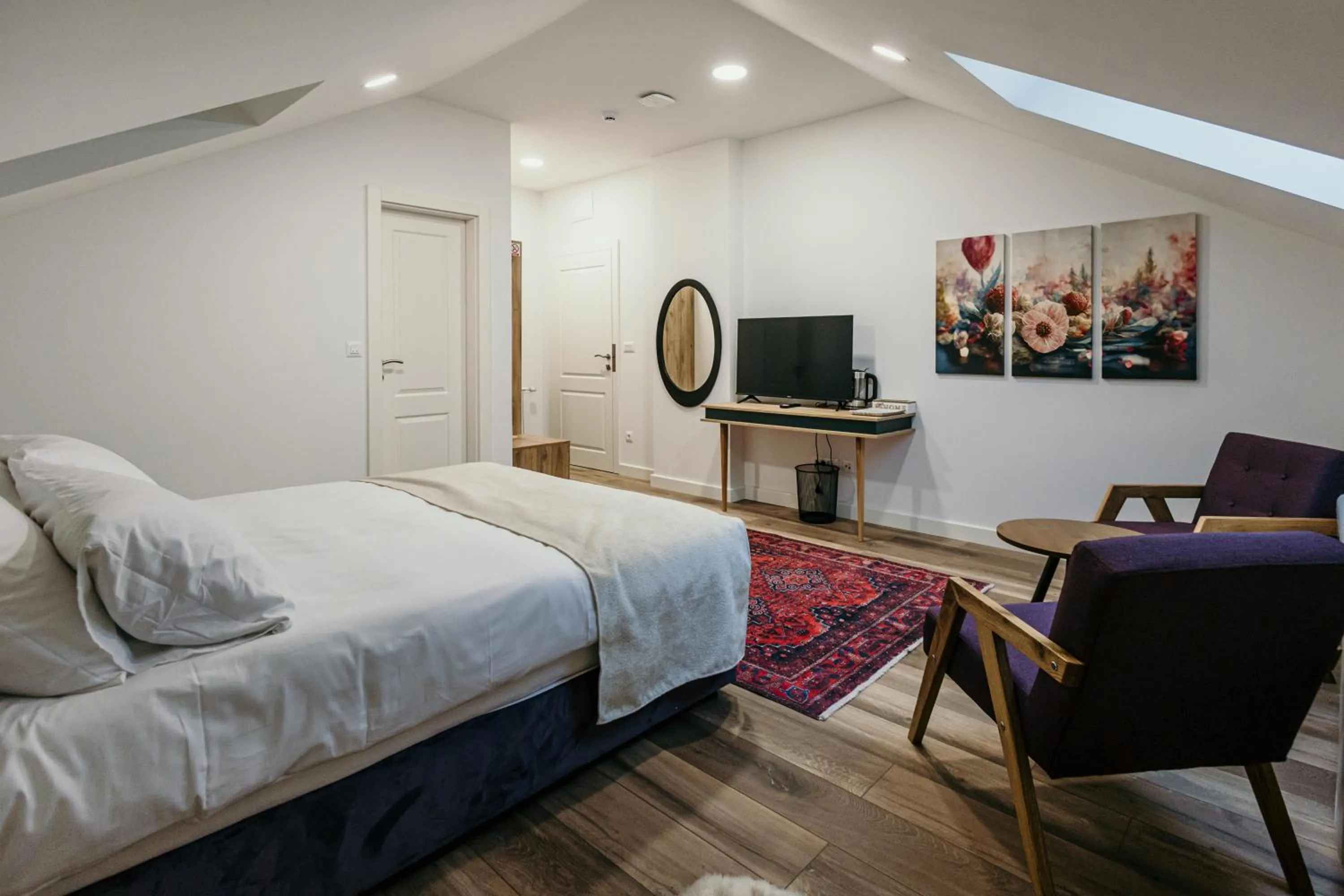 Bed in Pansion "Fawlty Towers" Sarajevo