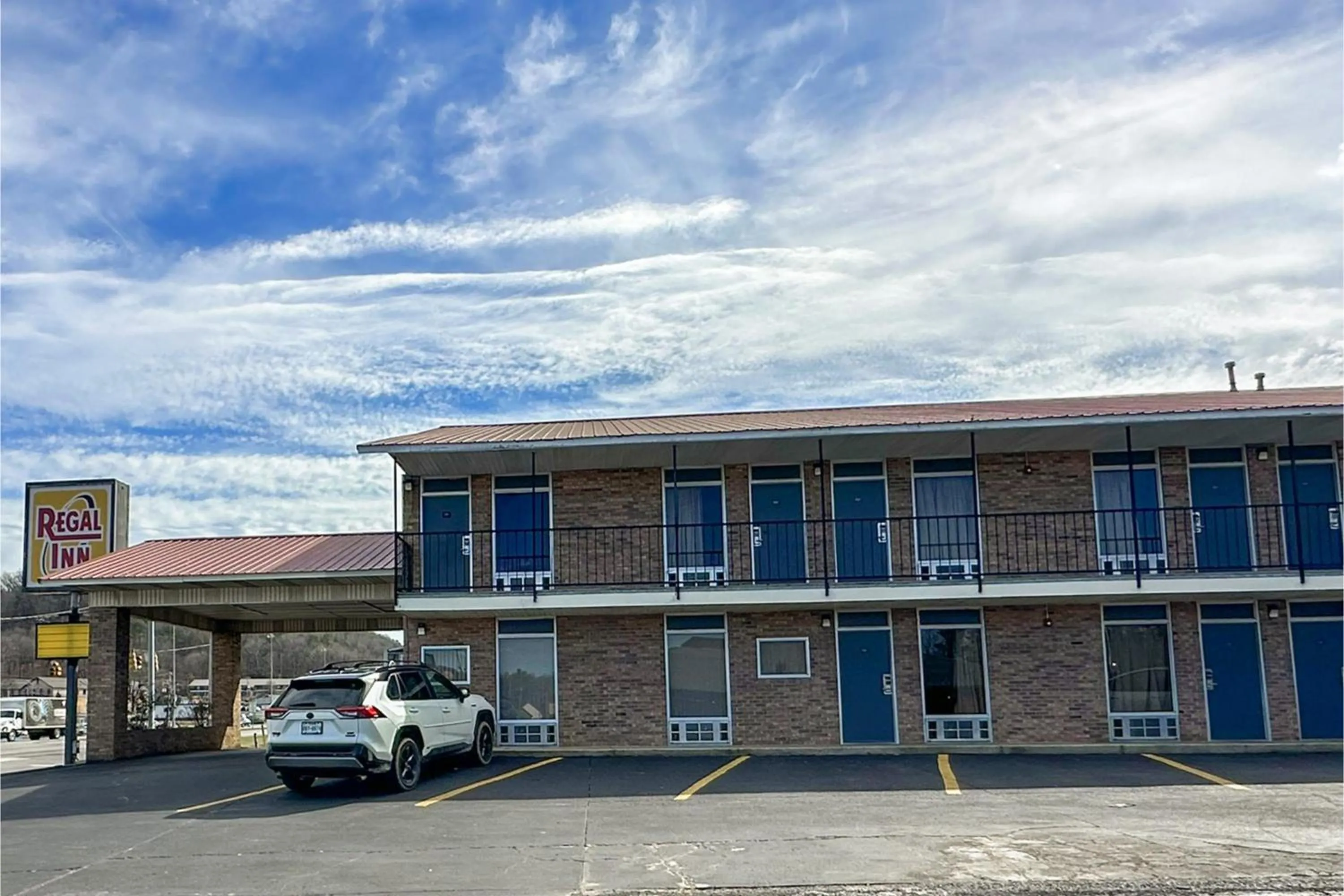 Parking in Regal Inn Guntersville By OYO Hwy 431