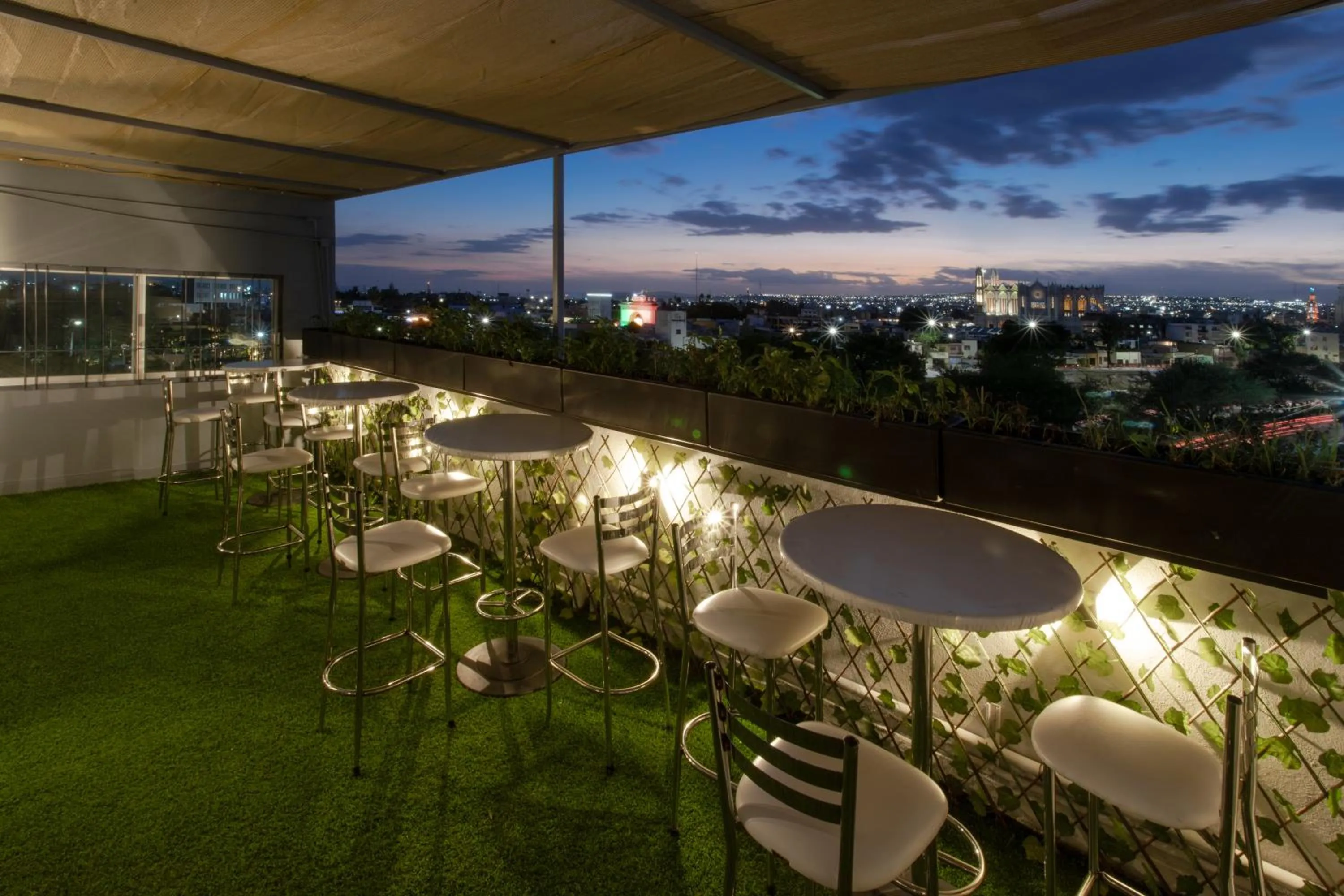 Restaurant/places to eat in La Hospedería León