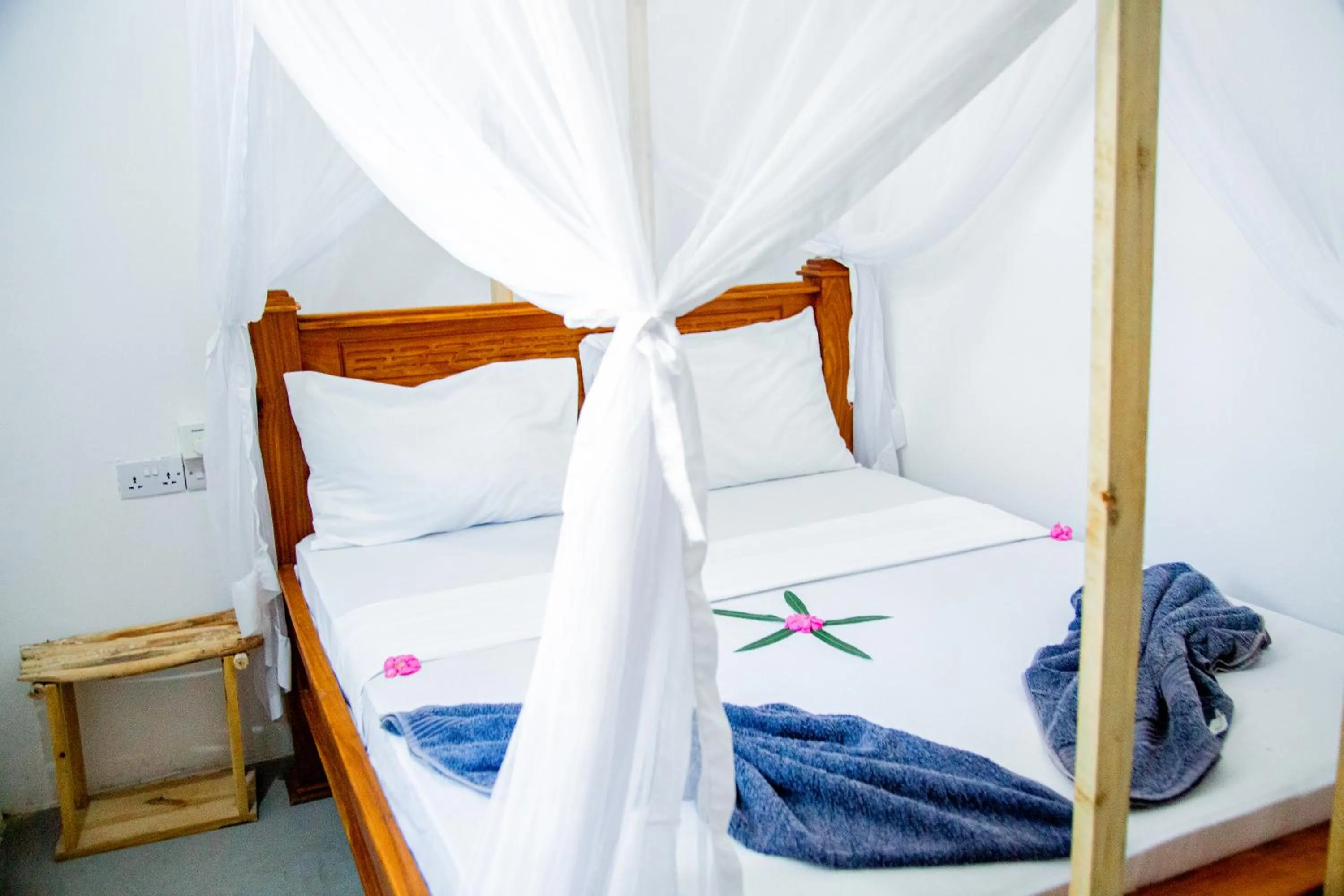 Bedroom, Bed in Pamoja Beach Stays Hotel in Jambiani