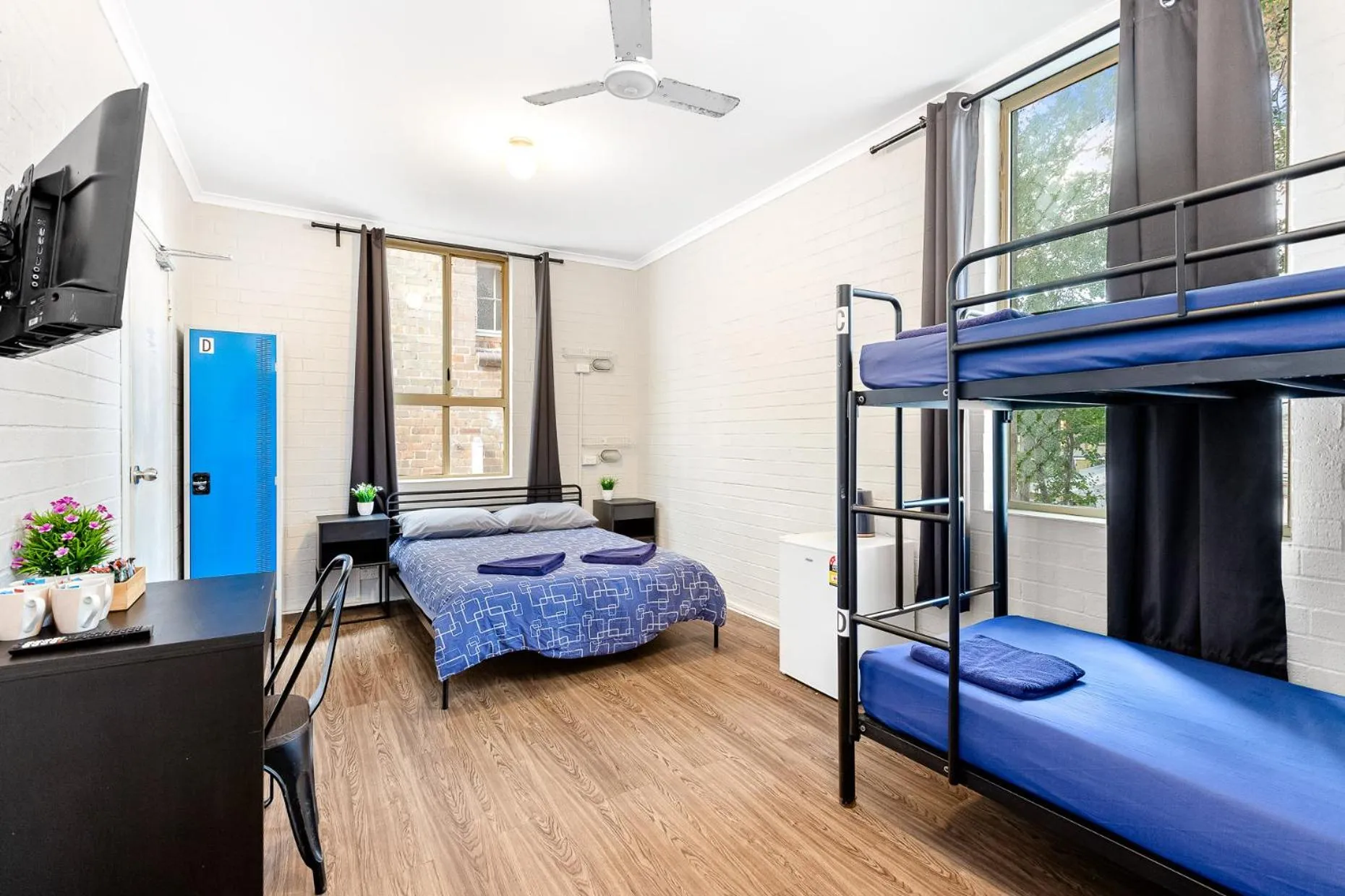 Bedroom, Bed in Newtown Backpackers