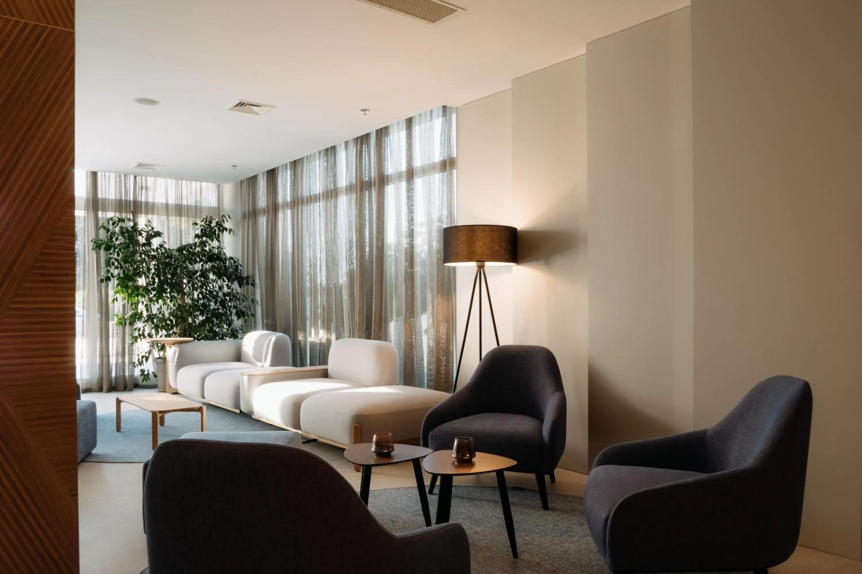 Lobby or reception, Bed in Hotel Fanat