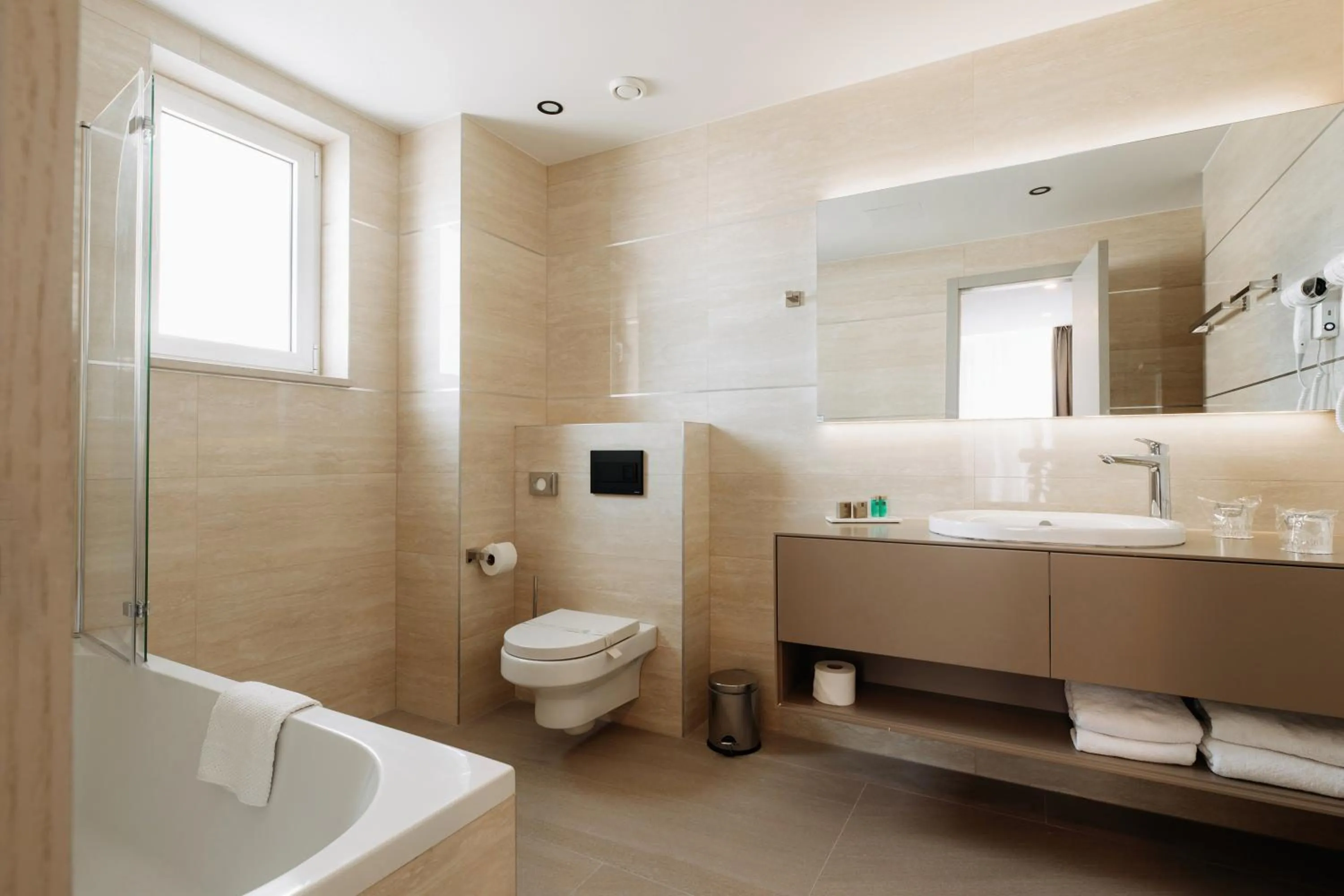 Toilet in Hotel Fanat