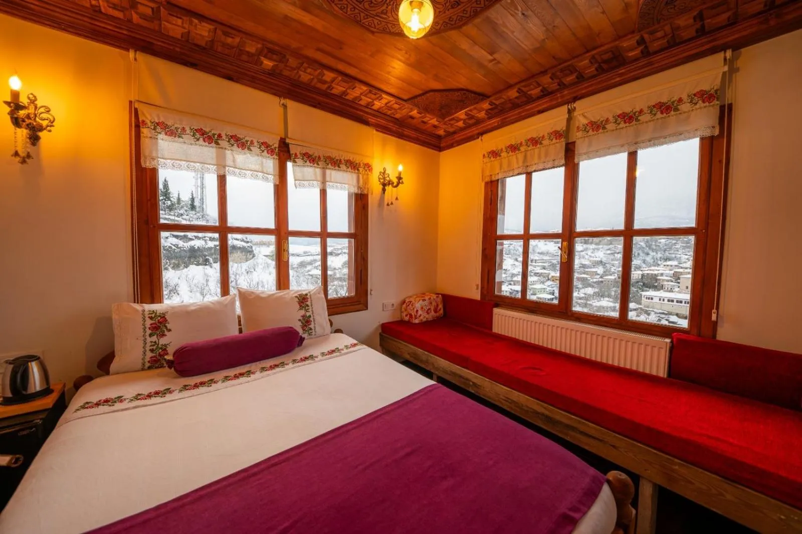 Bed in Manzara Konak Otel