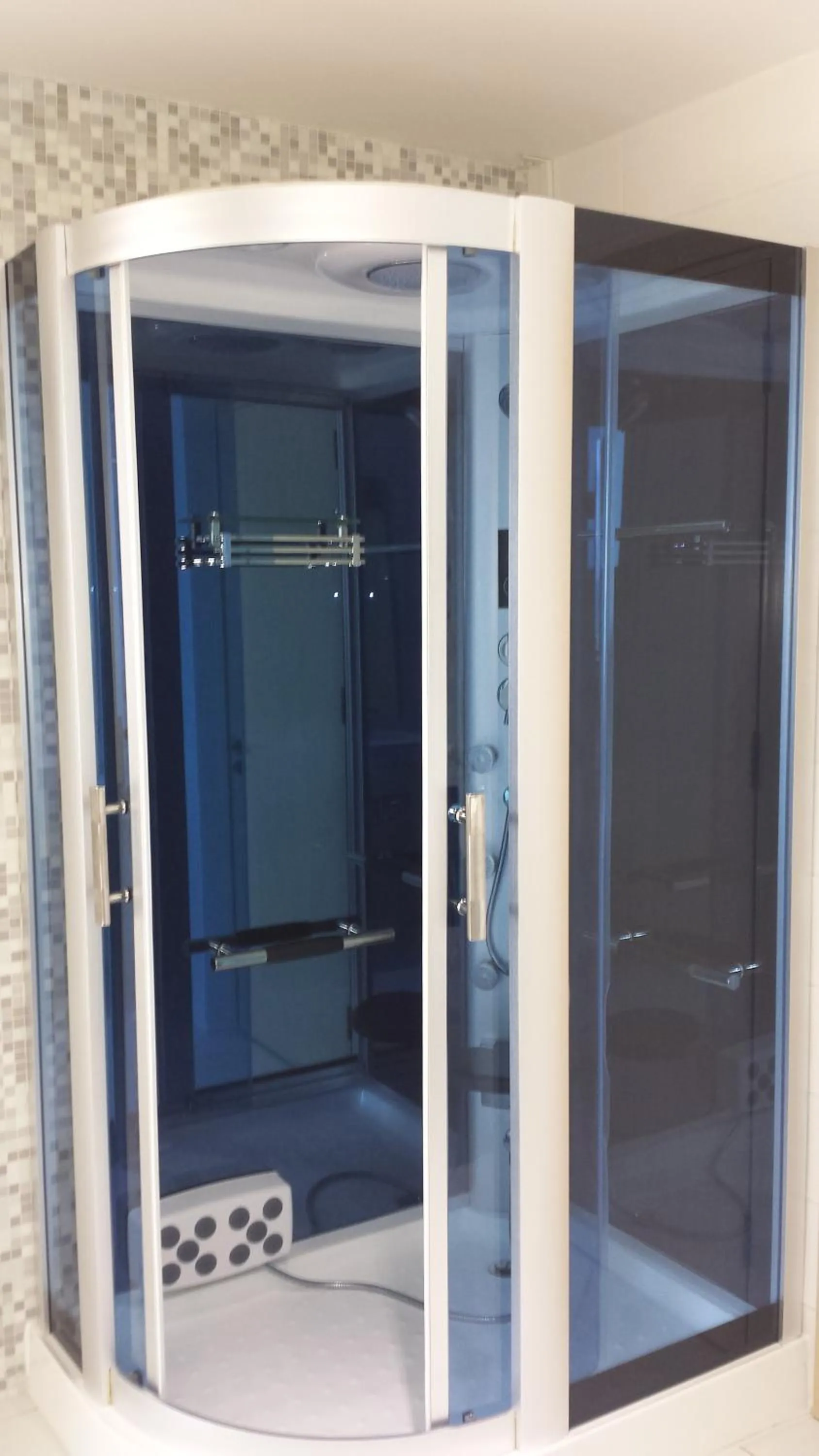 Bathroom in Vrissaki Beach Hotel