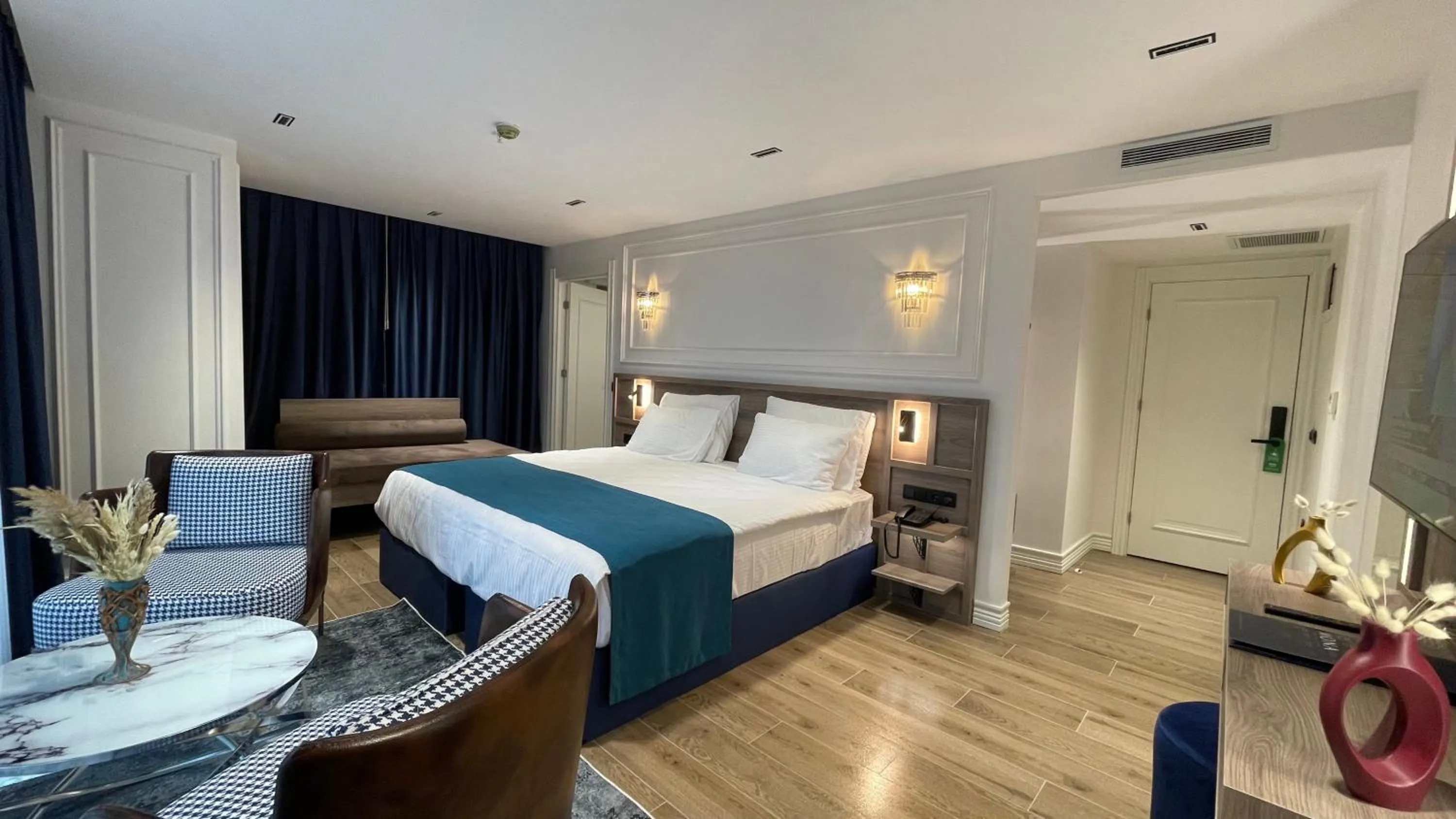 Bed in Mona Bosphorus