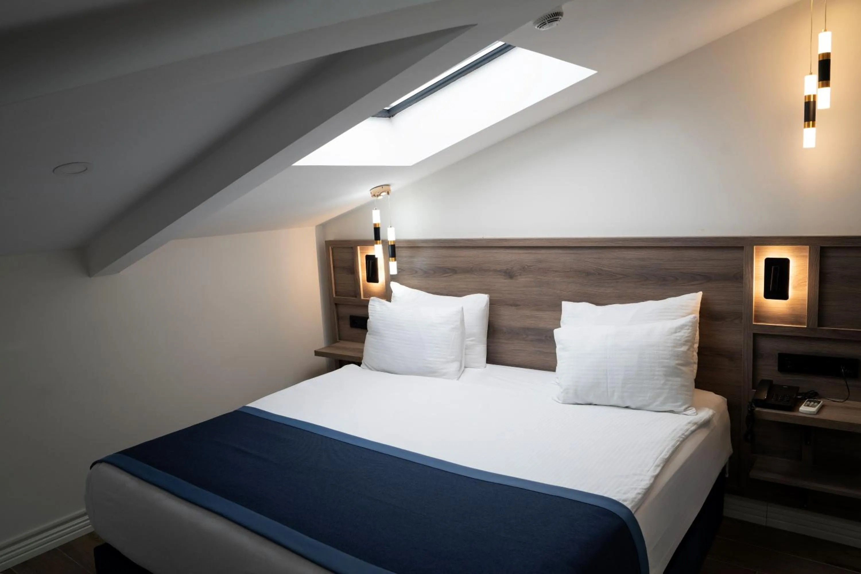 Bed in Mona Bosphorus