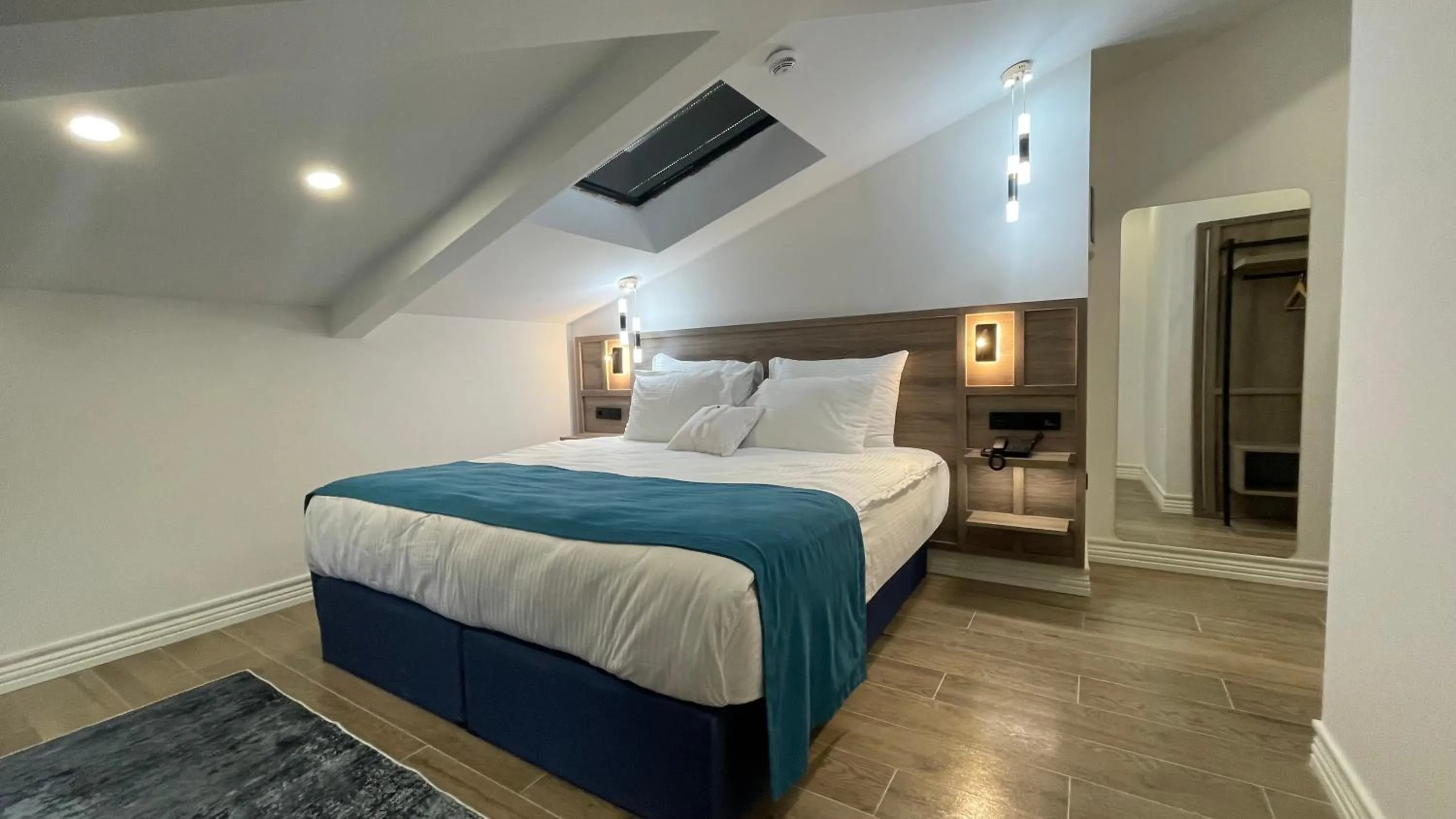 Bed in Mona Bosphorus