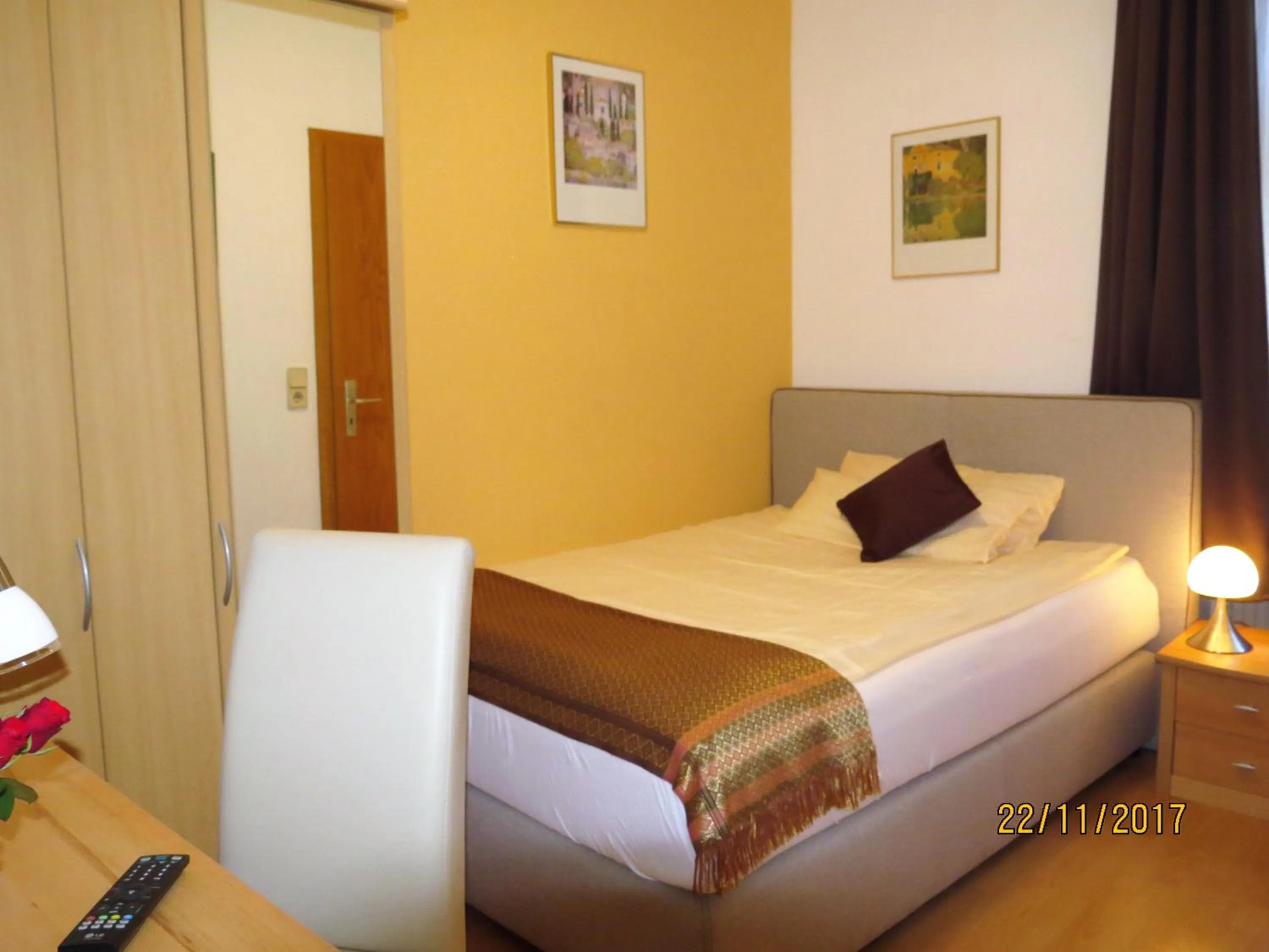 Bed in Hotel Saarblick Mettlach